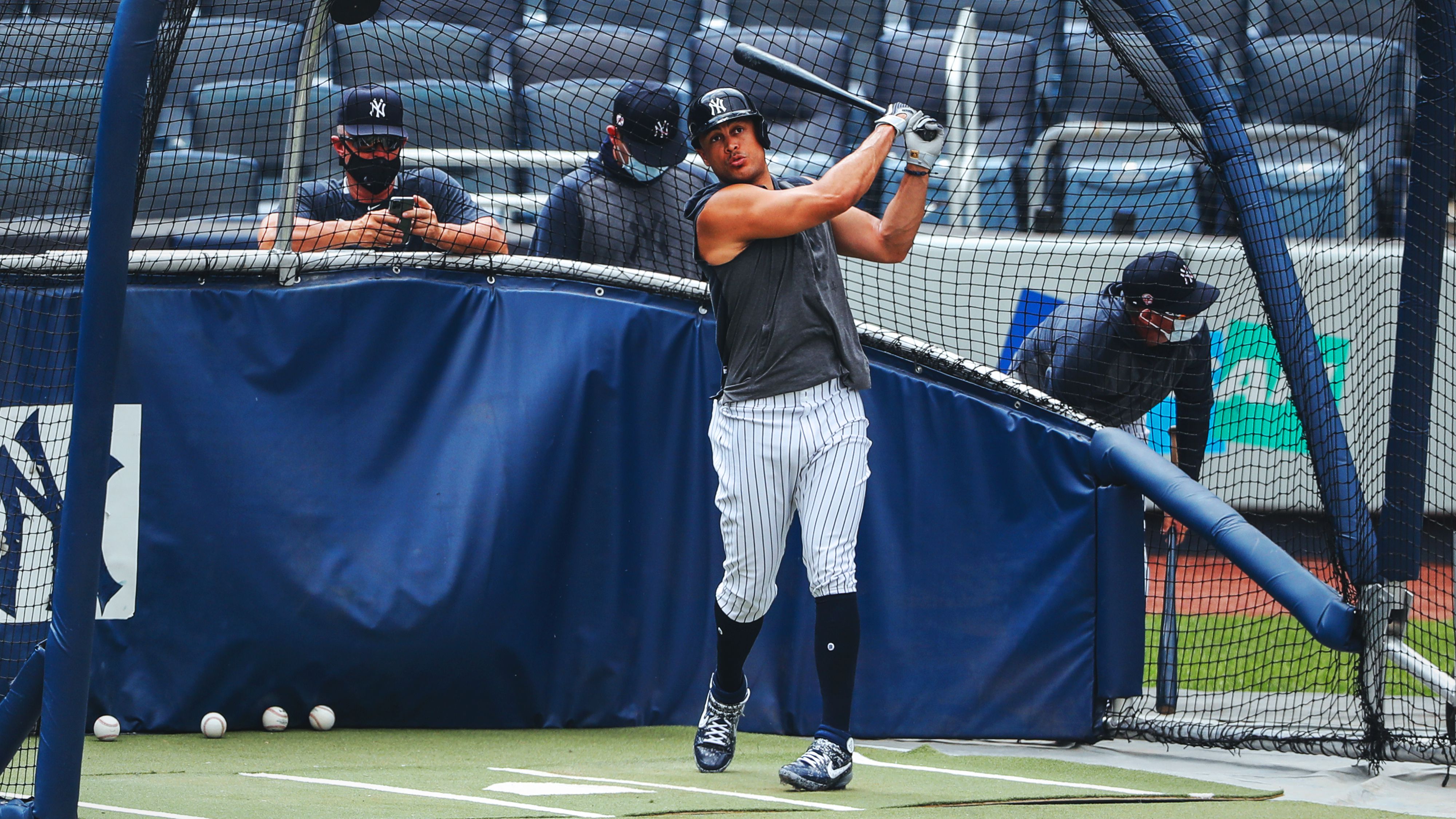 Yankees' Giancarlo Stanton looks more jacked than ever, plus Aaron Judge,  Brett Gardner, Miguel Andujar workout photos 