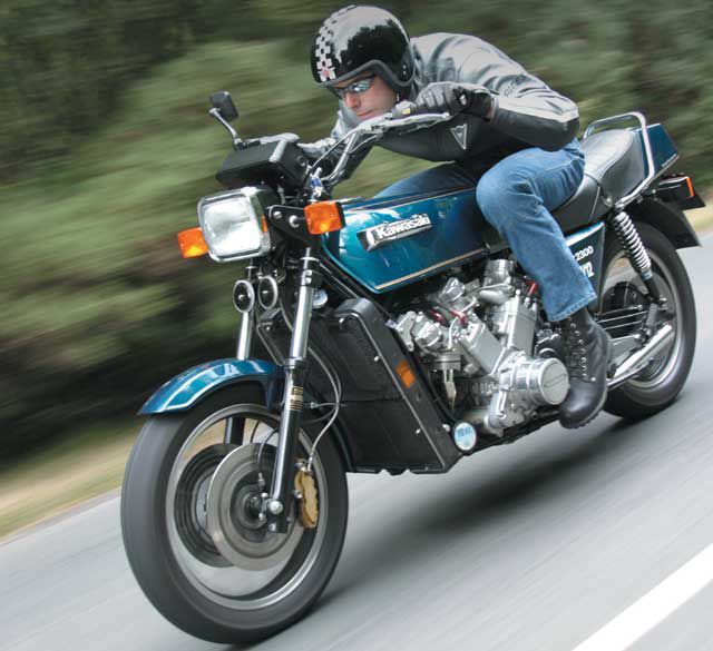Nat sted Se venligst gerningsmanden Home built Kawasaki 2300cc V-12 motorcycle | Feature Review | Motorcyclist