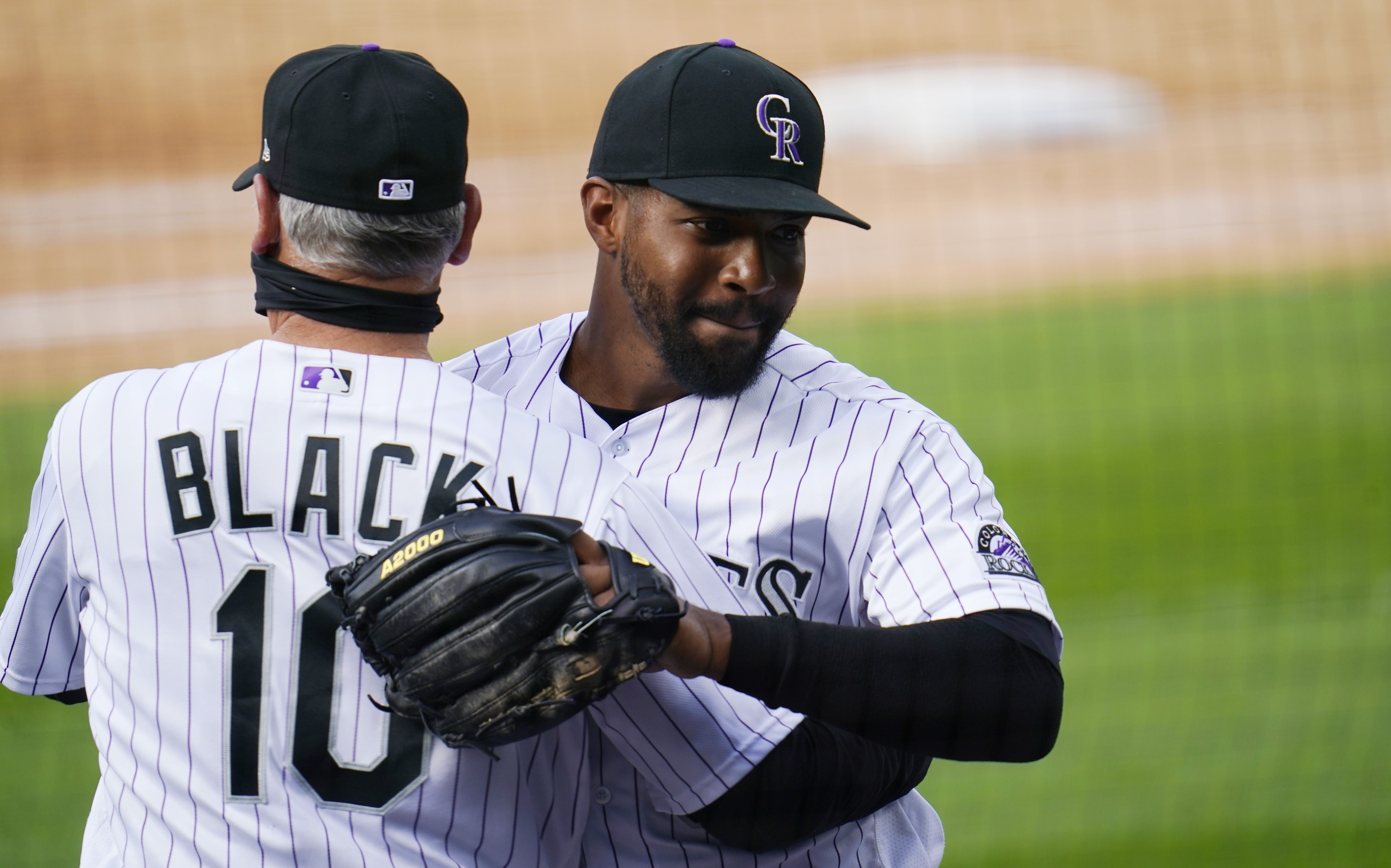 Michael Wacha hugs Austin Nola of the San Diego Padres on the field News  Photo - Getty Images