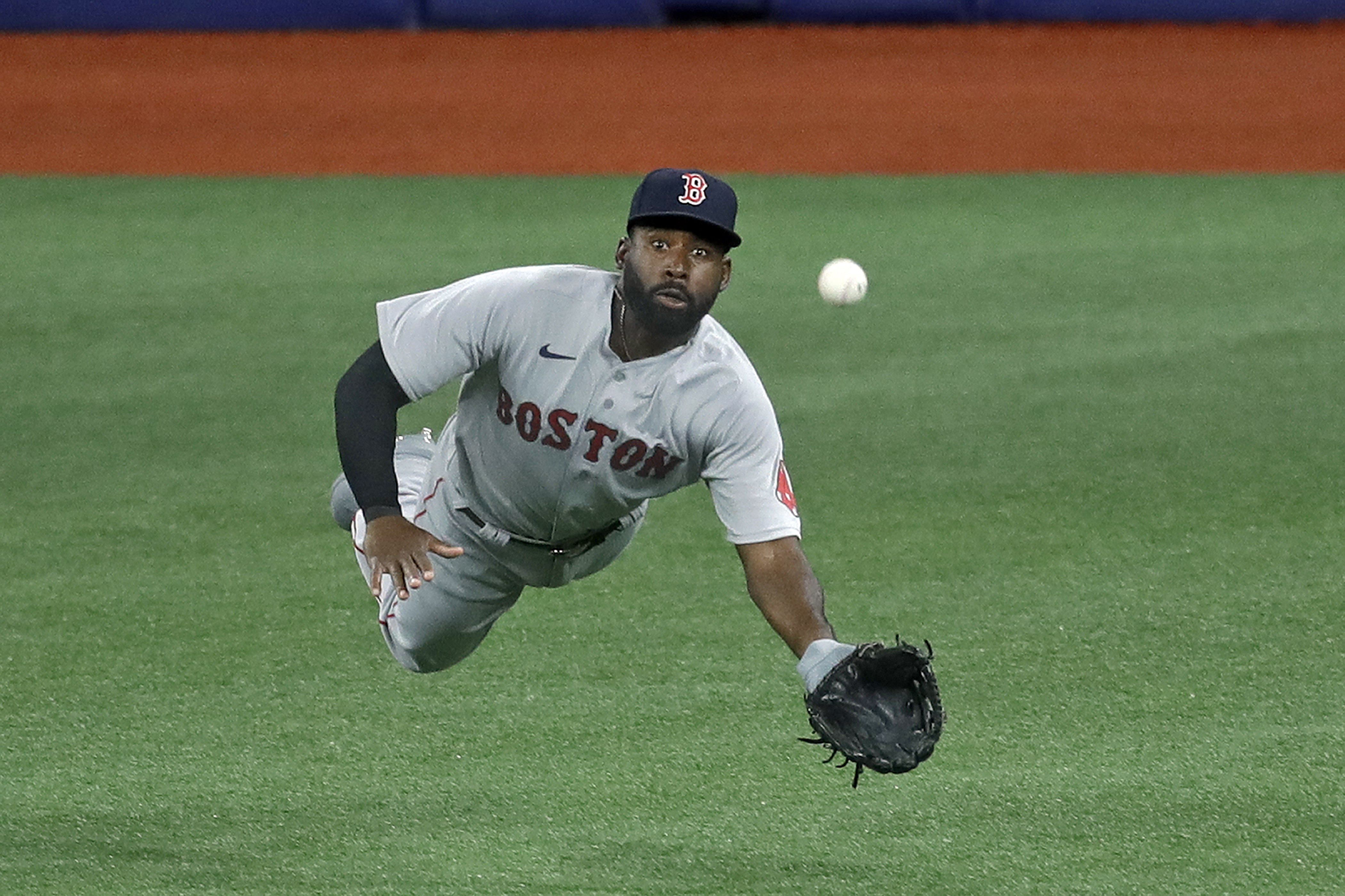Watch Red Sox's Andrew Benintendi Make Impressive Diving Catch Vs