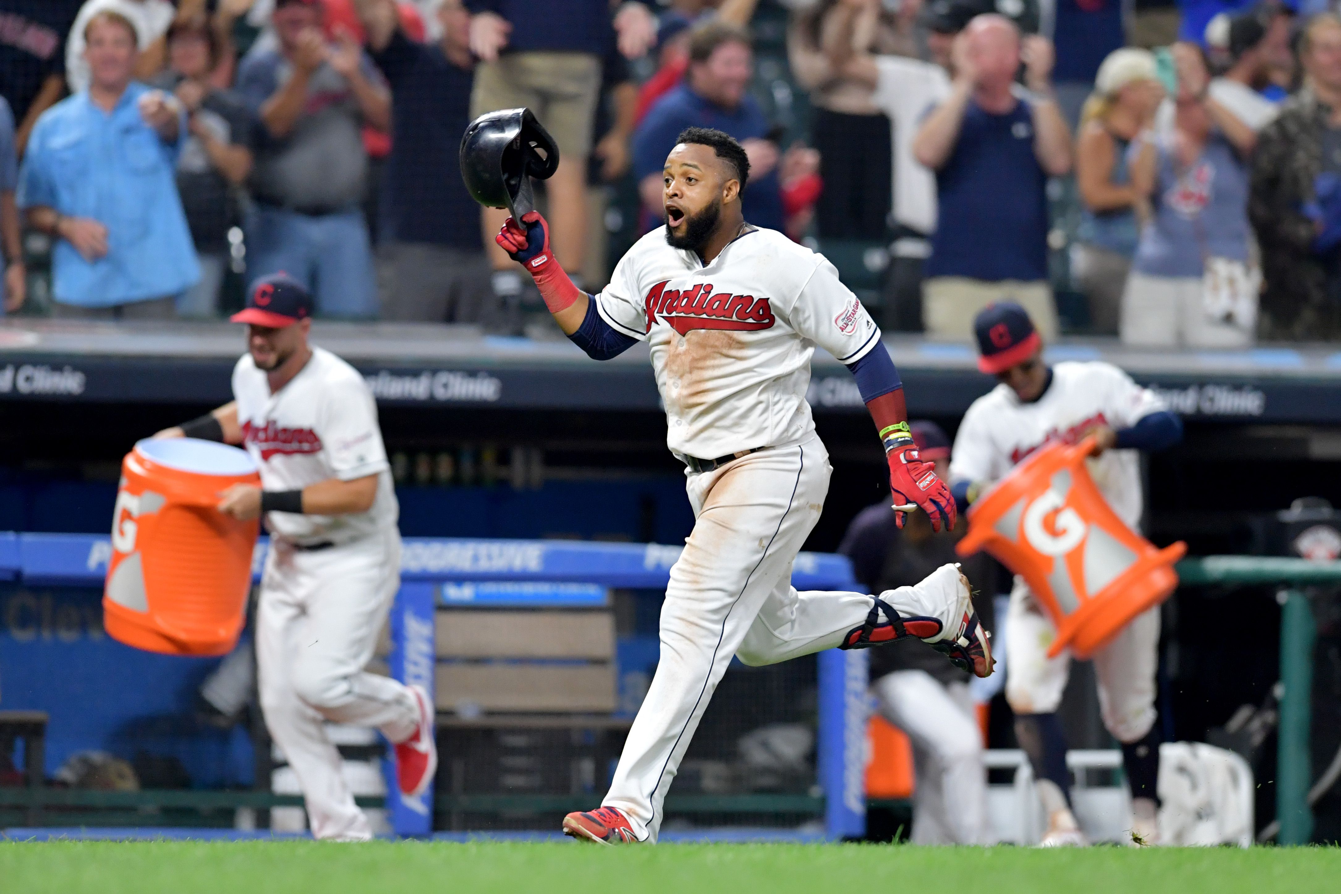 Indians' Tyler Naquin hits walk-off inside the park home run (Video)