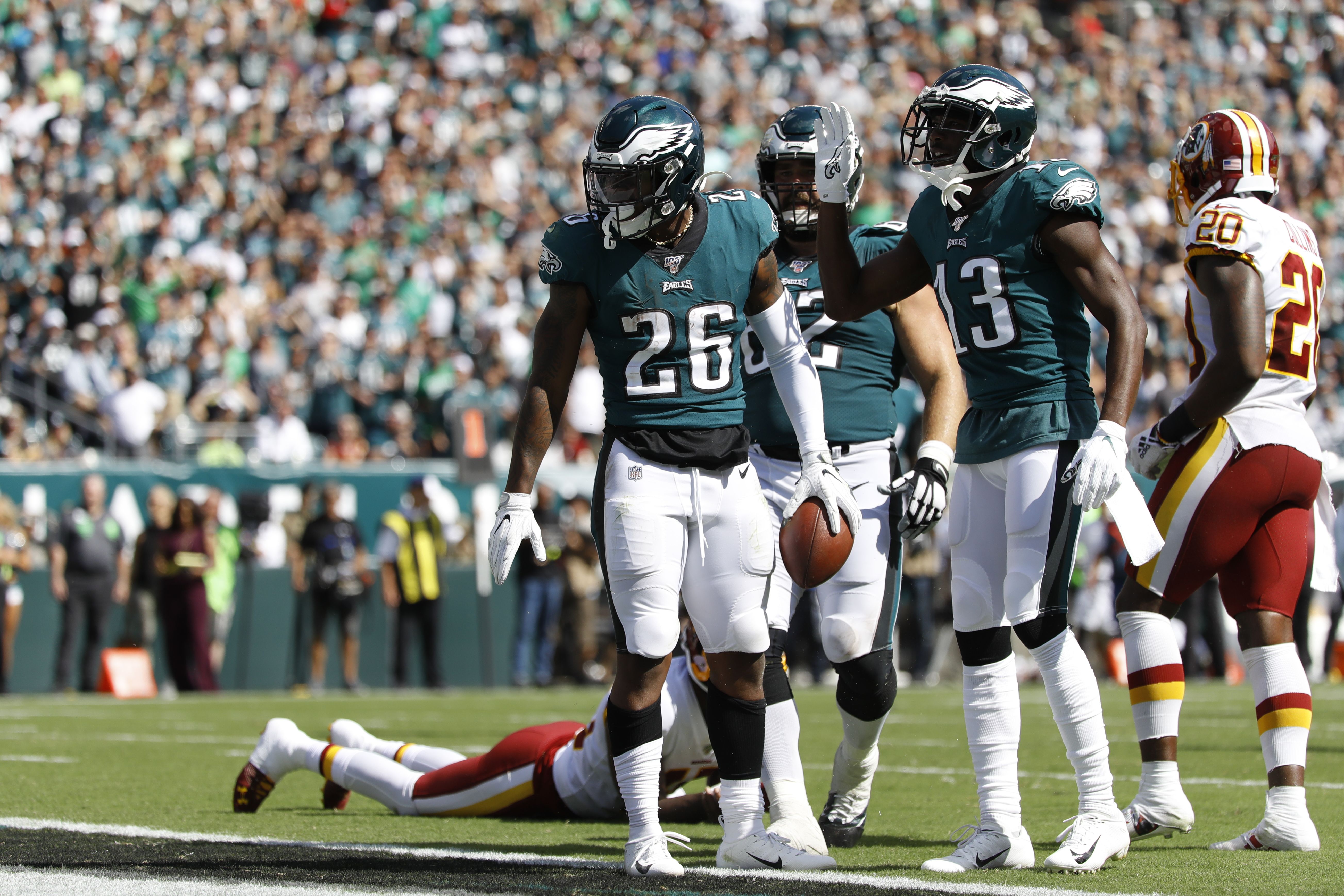Eagles tie the score vs. Texans with a Miles Sanders TD to cap an 18-play  drive