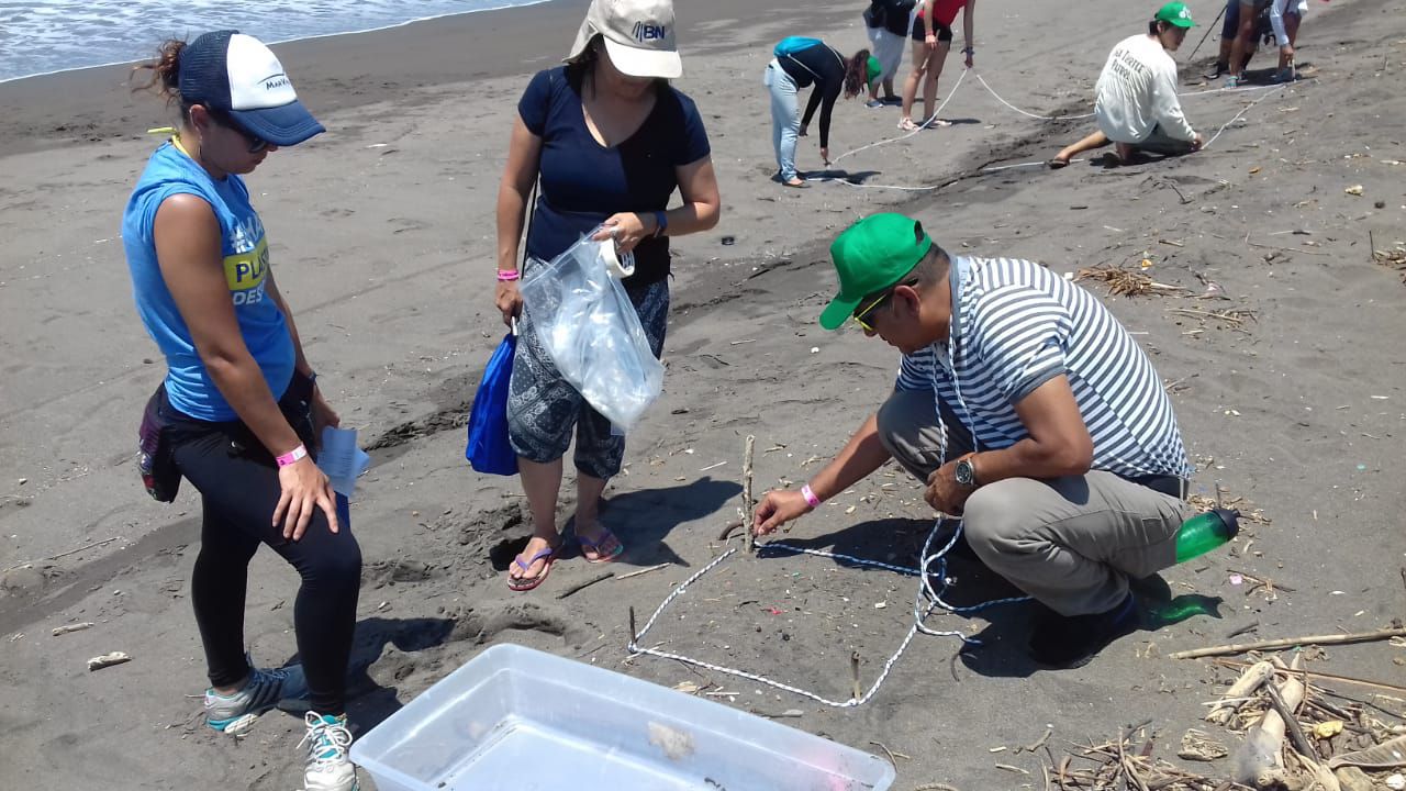 cientificos-de-la-basura-Costa-Rica.jpg