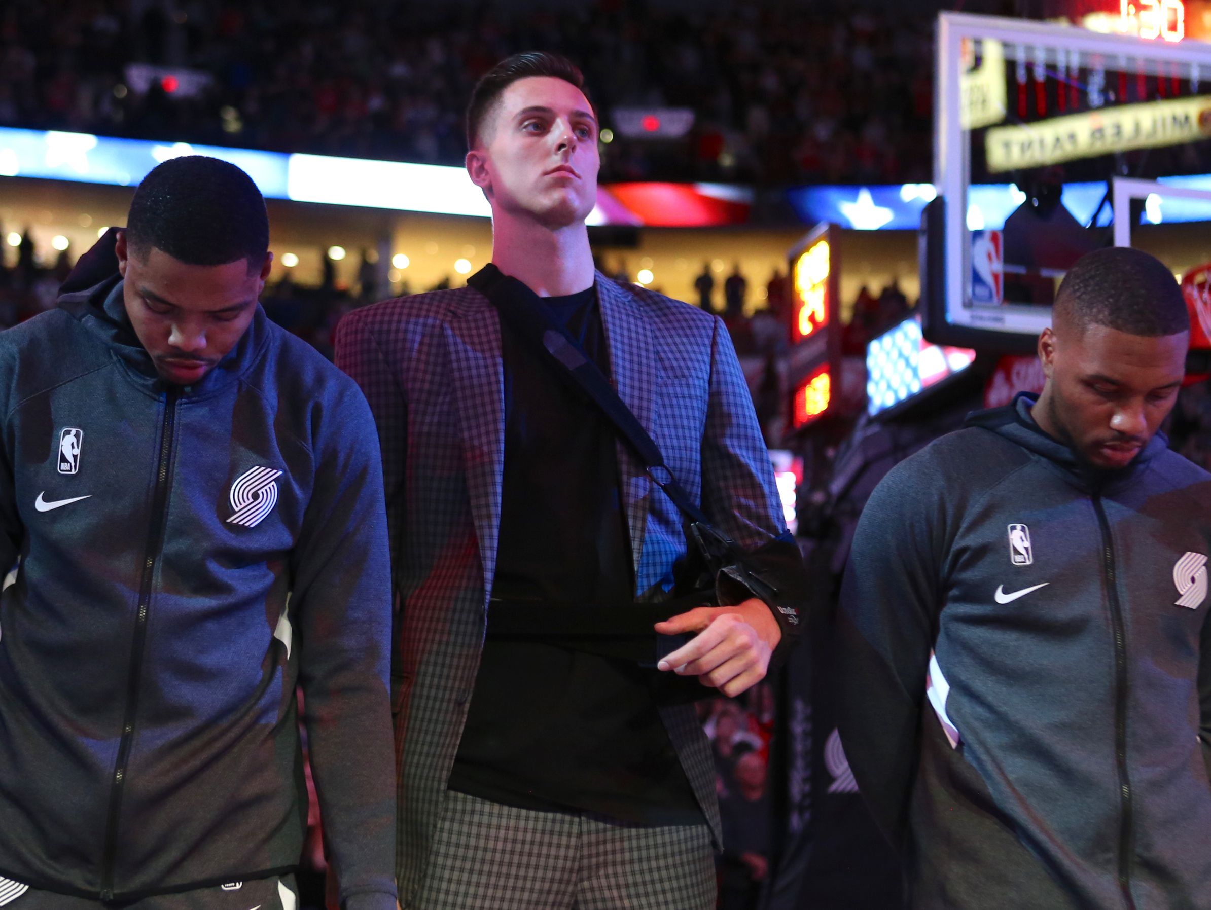 Zach Collins Shoulder Injury A Look At The Recovery Process And Potential Return Timeline For The Portland Trail Blazers Forward Oregonlive Com