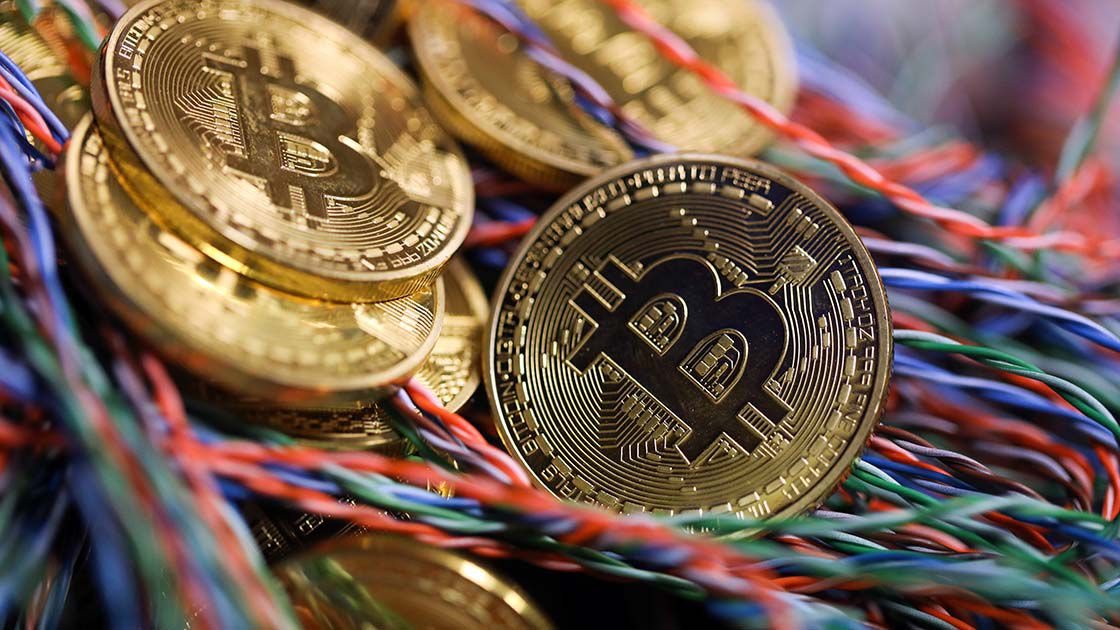 Bitcoins As Cryptocurrency Halts Decline After Drubbing on China's Offerings Ban