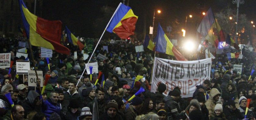 Romanian-government-w-18125035-e1486301721641-840x395.jpg