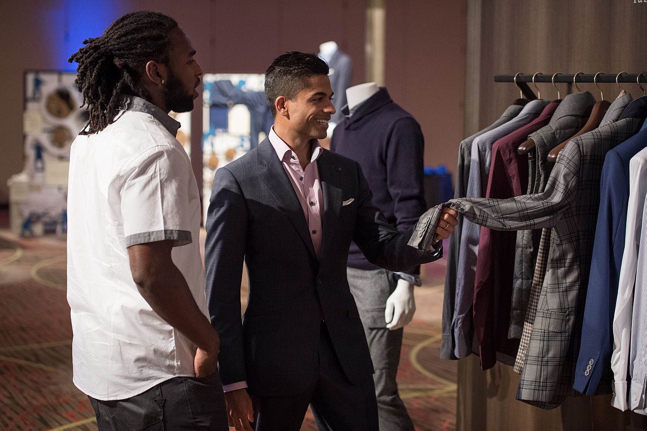 Dallas Cowboys players come out to preview J. Hilburn fall collection in  Dallas