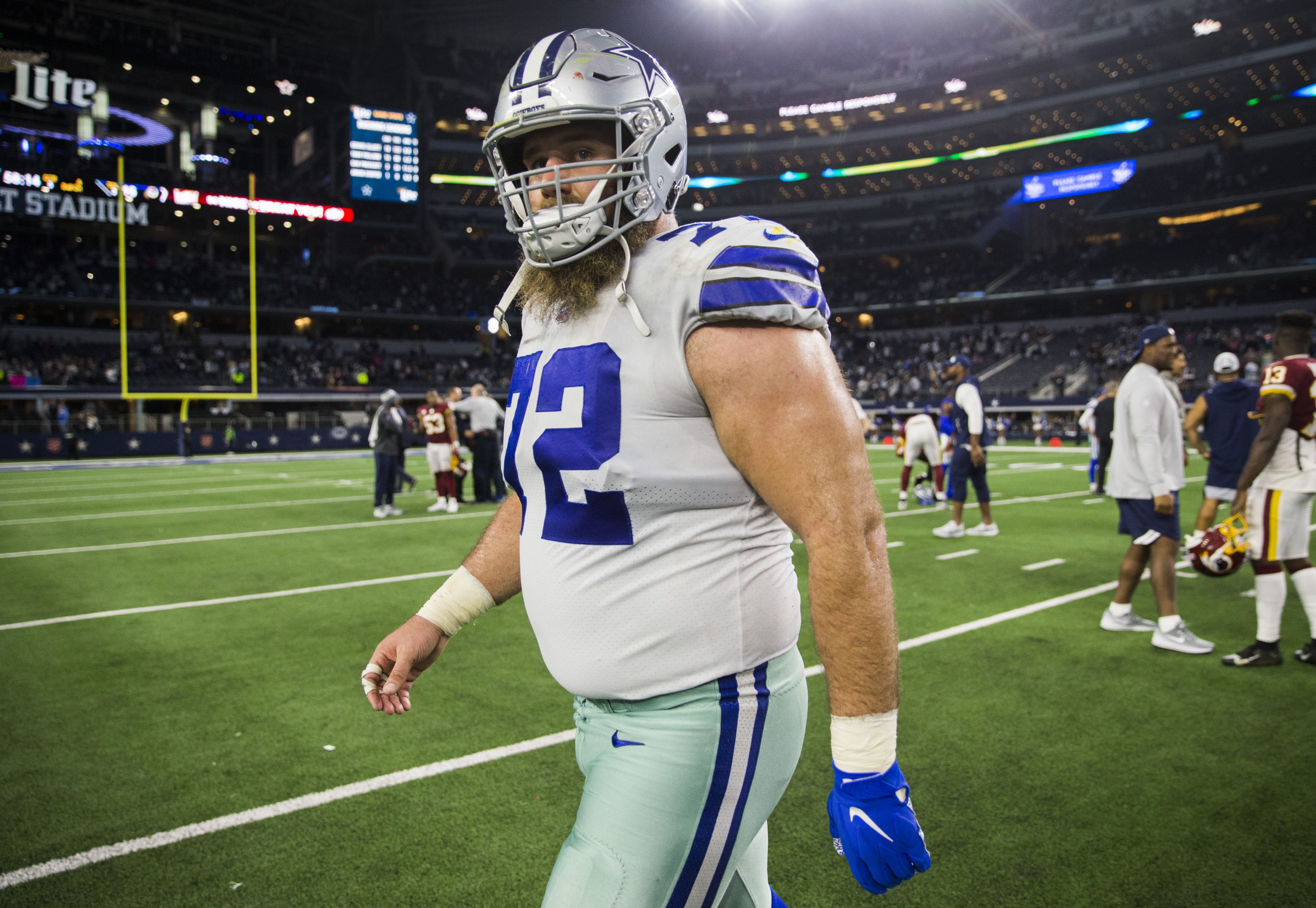 Why Jason Witten, Travis Frederick will have slightly swaggier