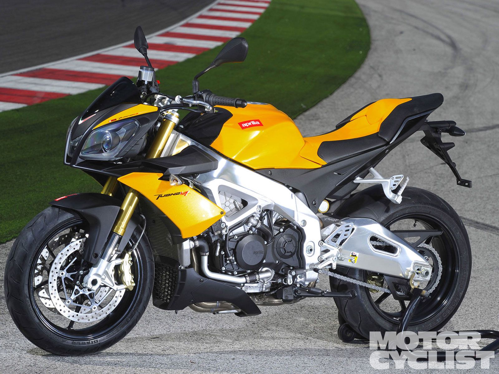 Aprilia Tuono V4R | First Ride | Motorcyclist