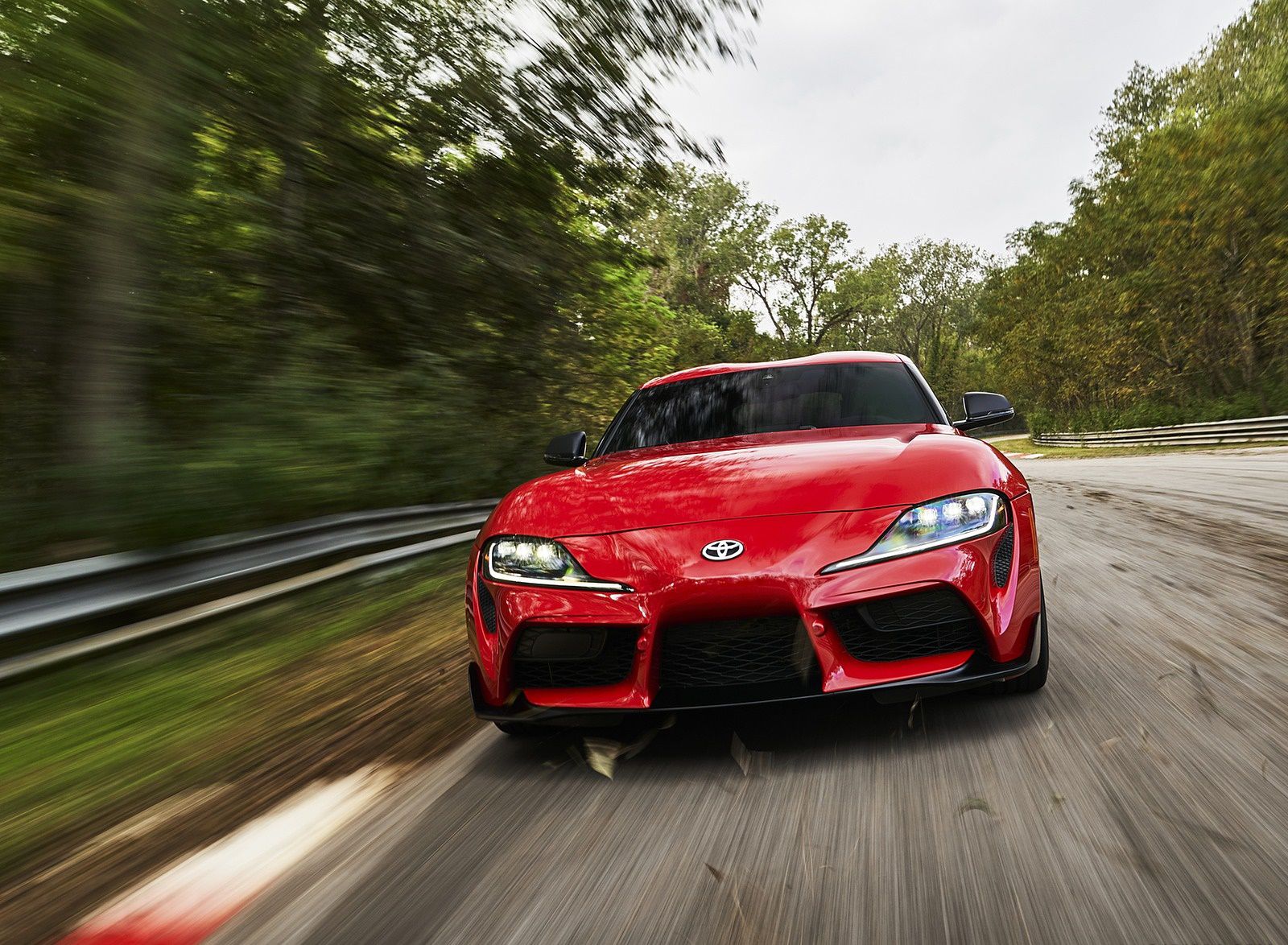 2020-Toyota-Supra-Front-Wallpaper1.jpg