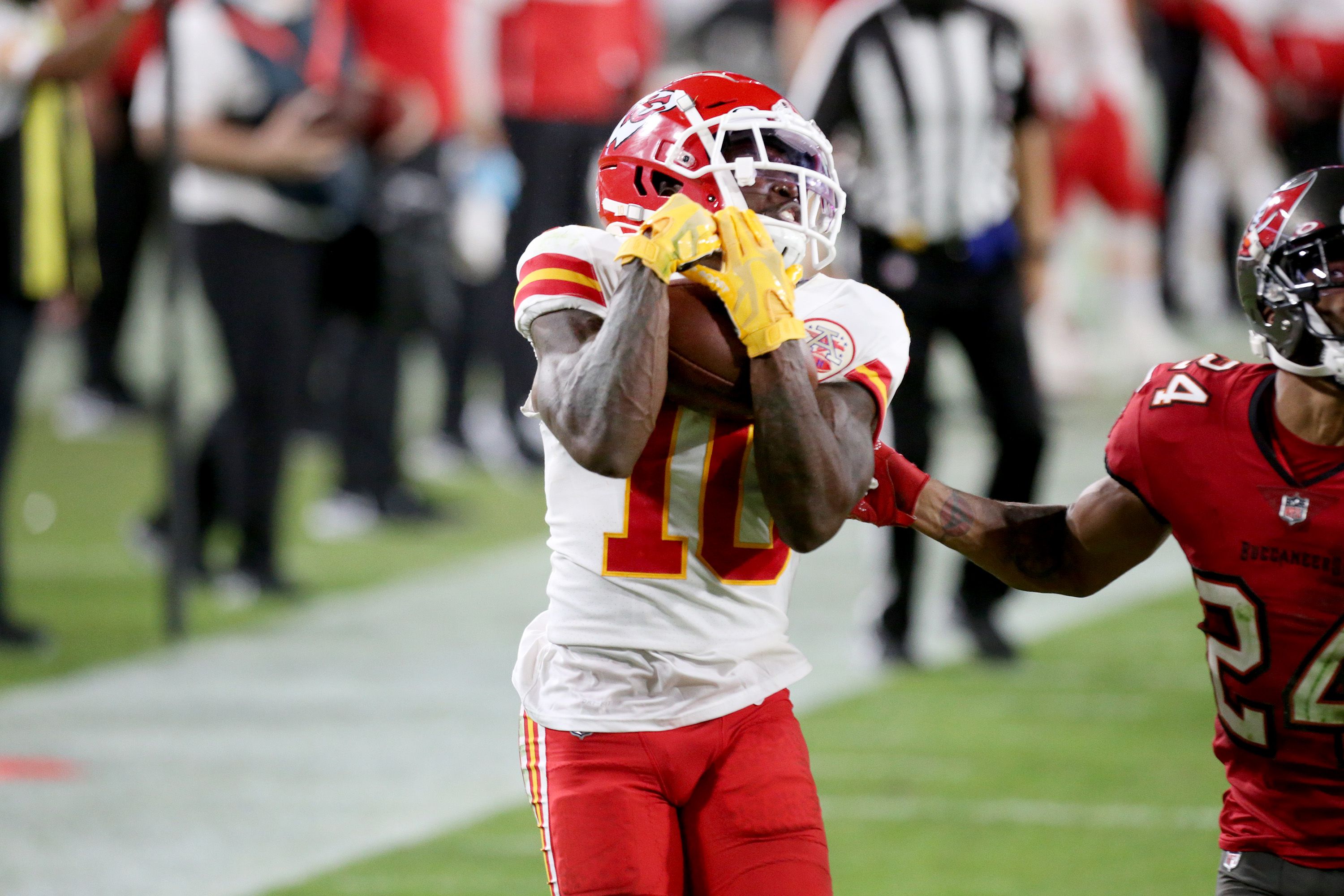 Tyreek Hill's Top 10 Plays from the 2020 Season