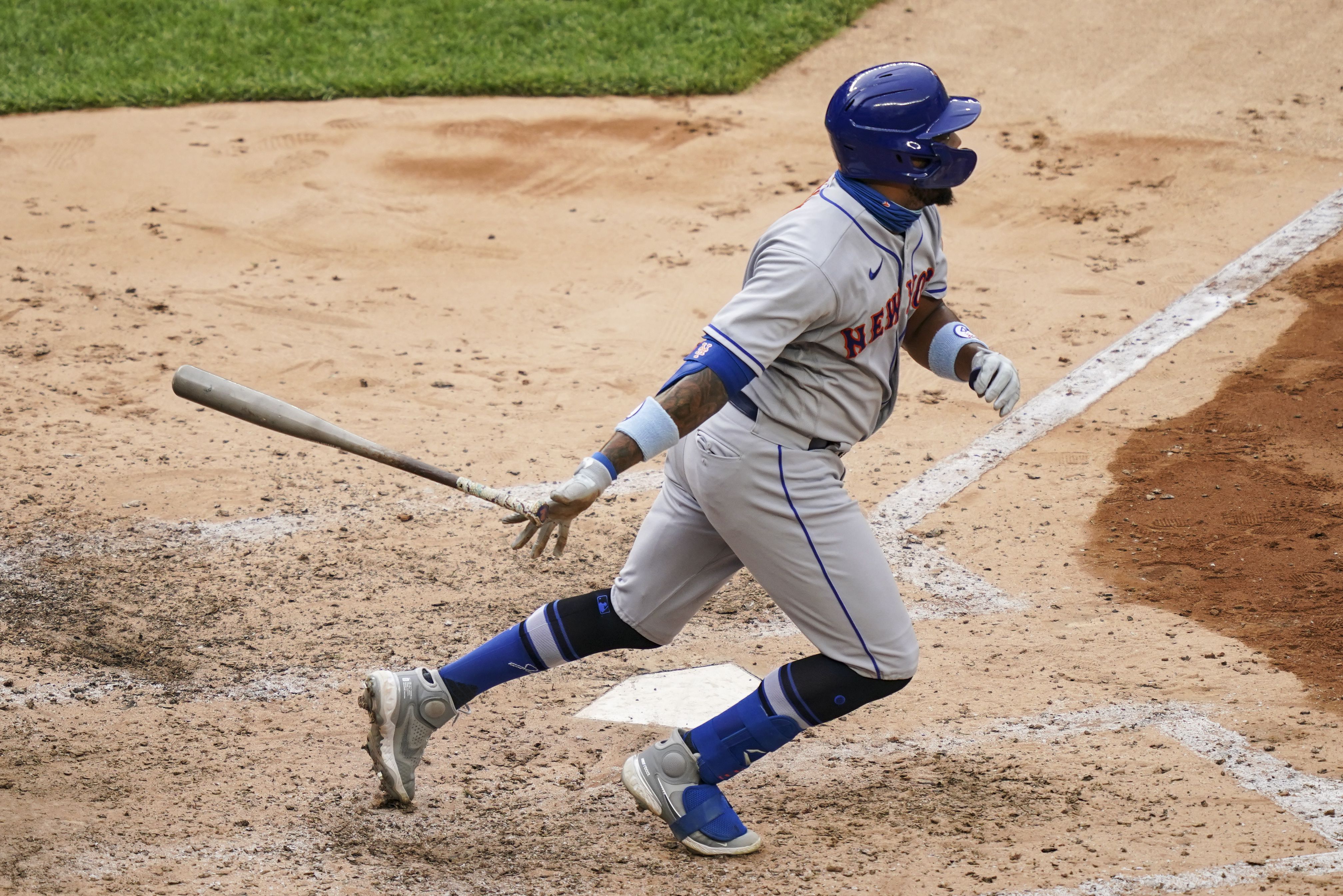 Estevan Florial's first MLB hit, 08/28/2020