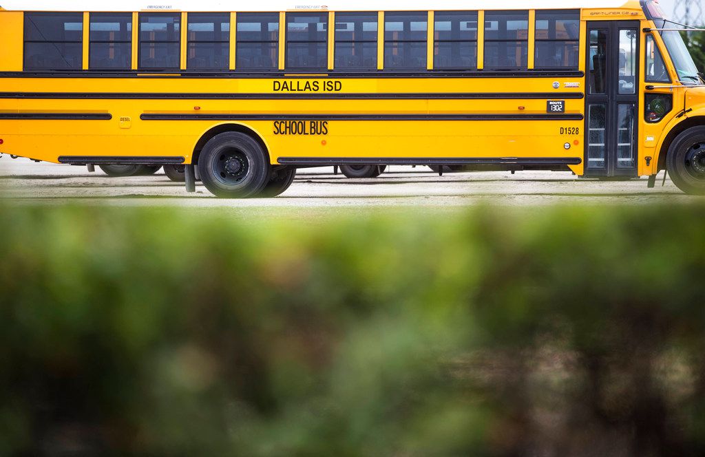 Dallas Isd Stumbled Through Bus Launch But Leaders Say They Re