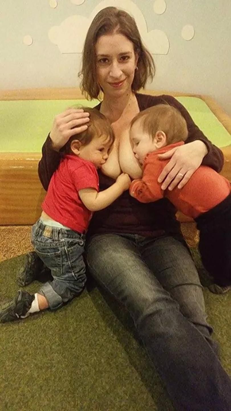 Milk Mom And Son Romance - Pennsylvania mom posts photo breastfeeding friend's son and own kid as 'milk  brothers' â€“ New York Daily News