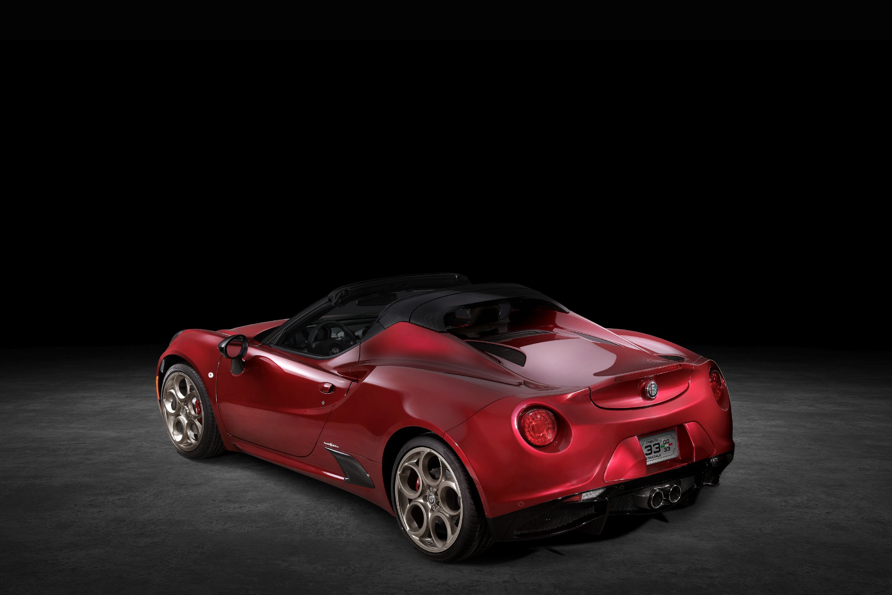 Alfa Romeo 4C Spider 33 Stradale Tributo