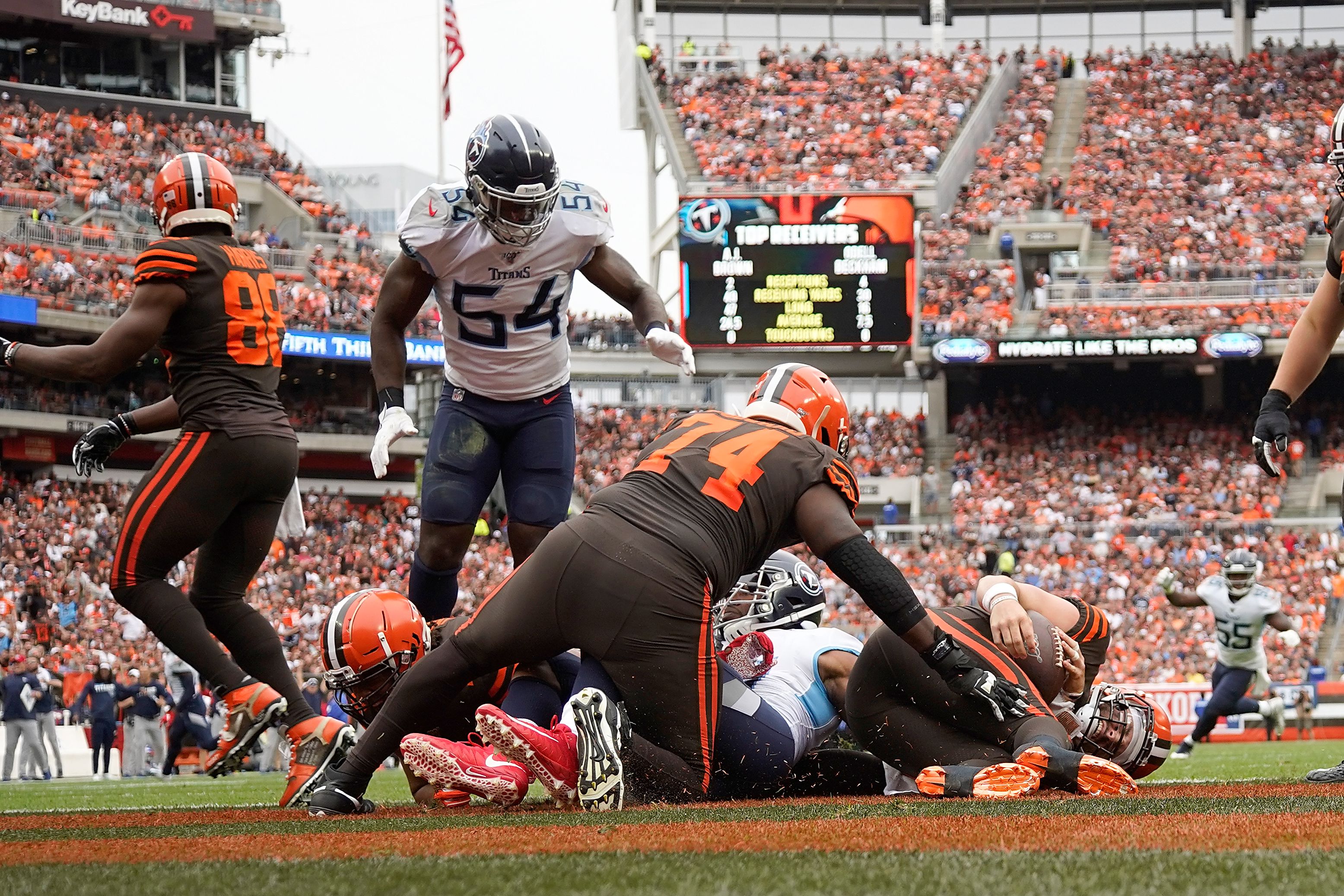 Baker Mayfield, Browns Cleveland Offense Take Tennessee Titans