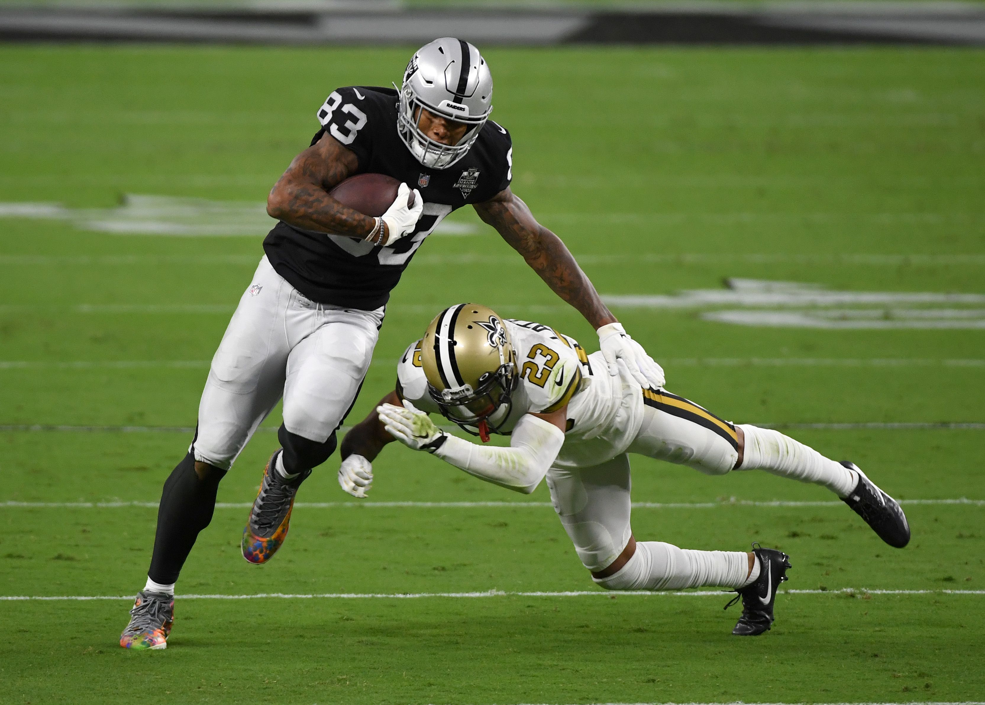 How the Patriots defense shut down Raiders tight end Darren Waller - Pats  Pulpit