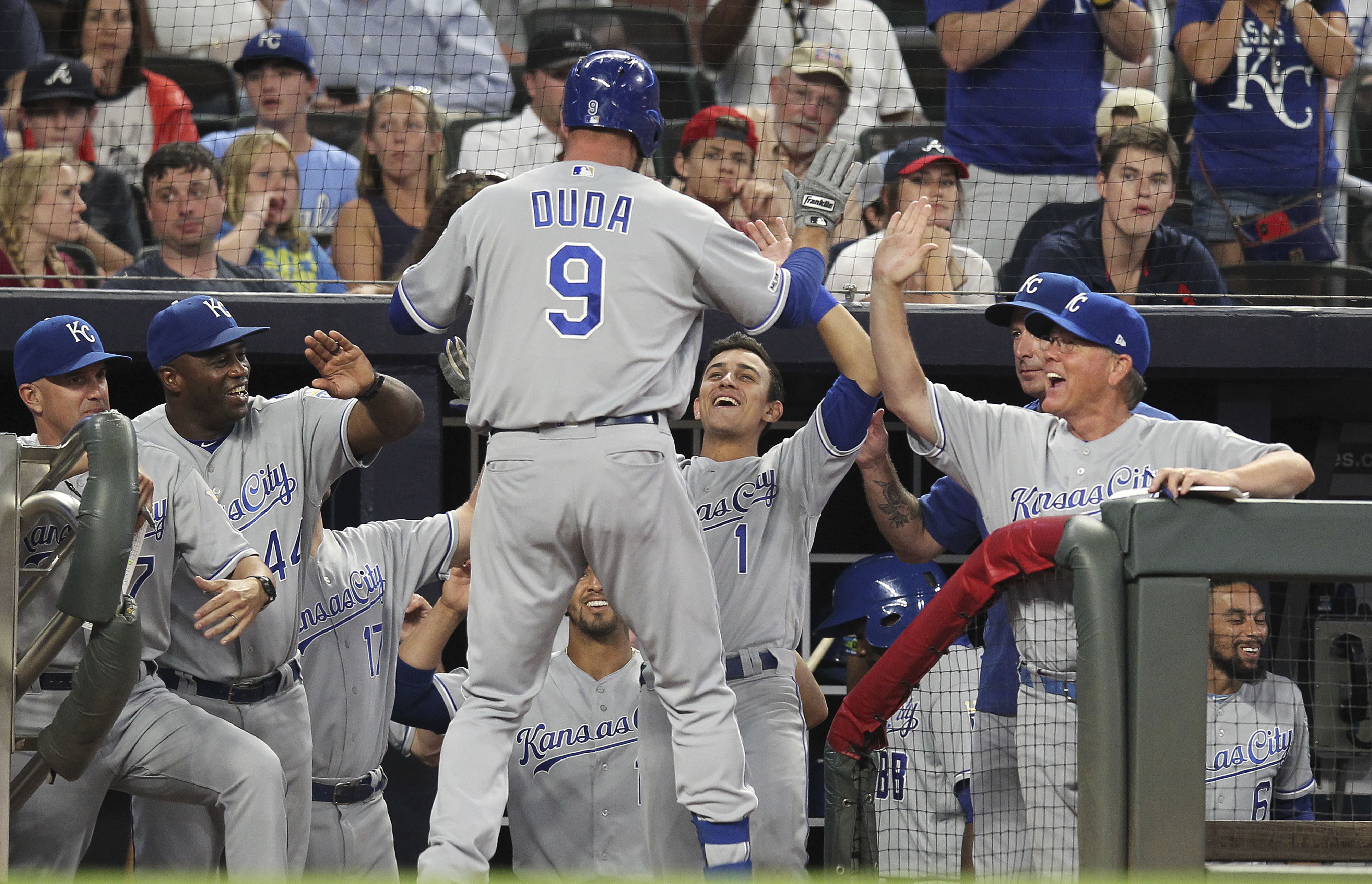 Duda homers, leads Royals to 5-4 win over first-place Braves