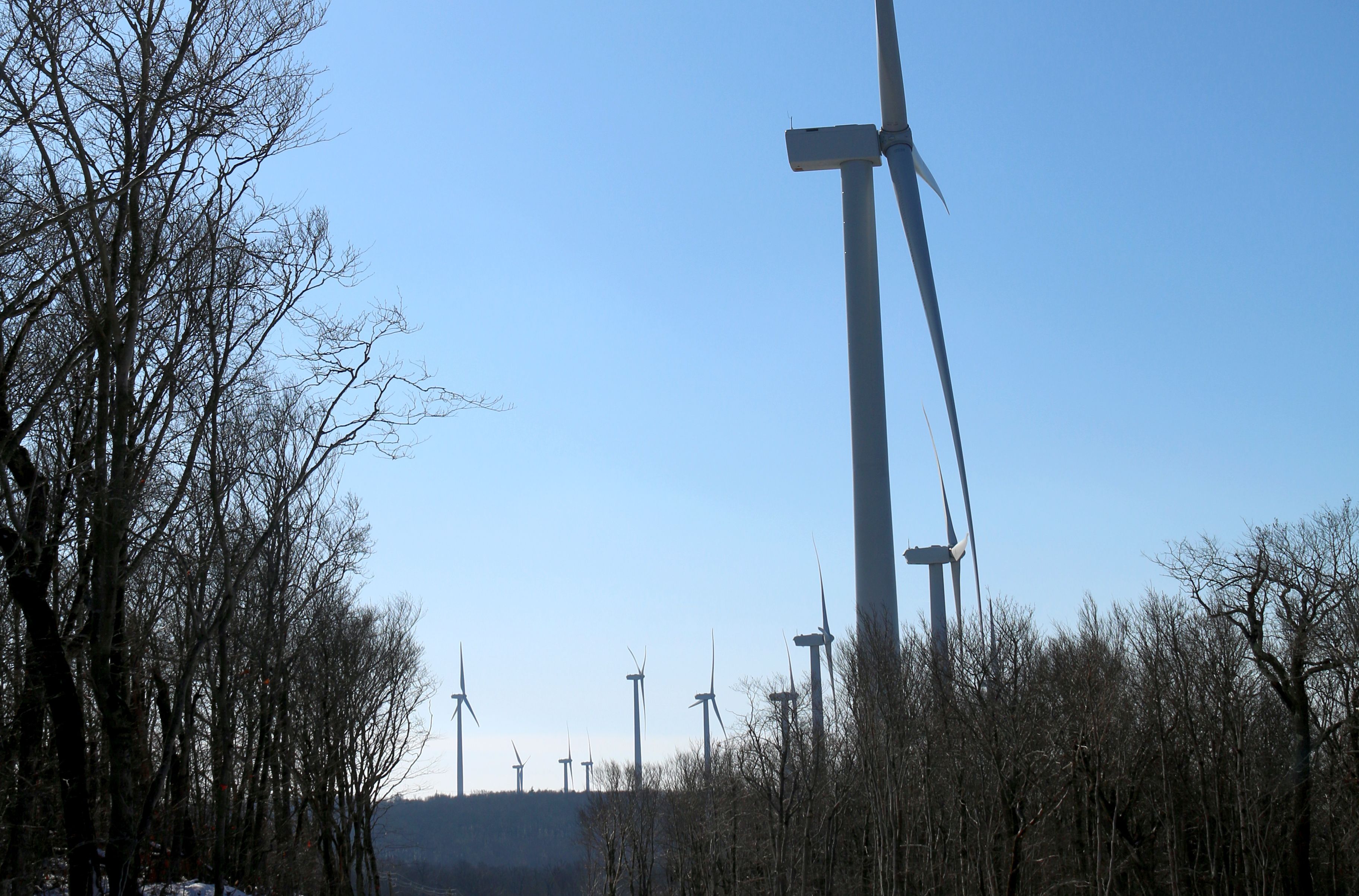 Berkshire Wind turns on two more turbines hits 19.6 megawatts