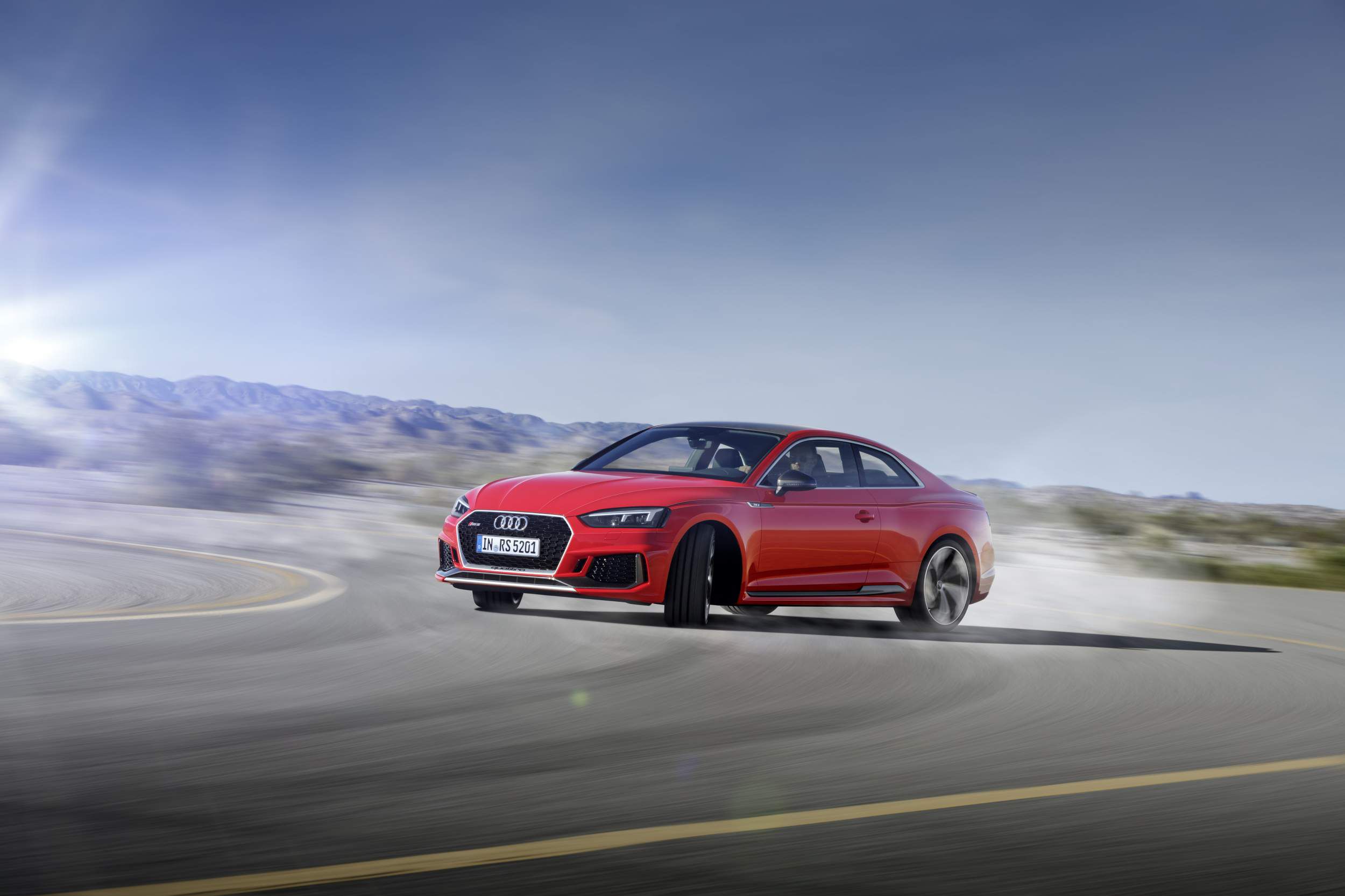 Audi-RS5-5-e1544813016617.jpg