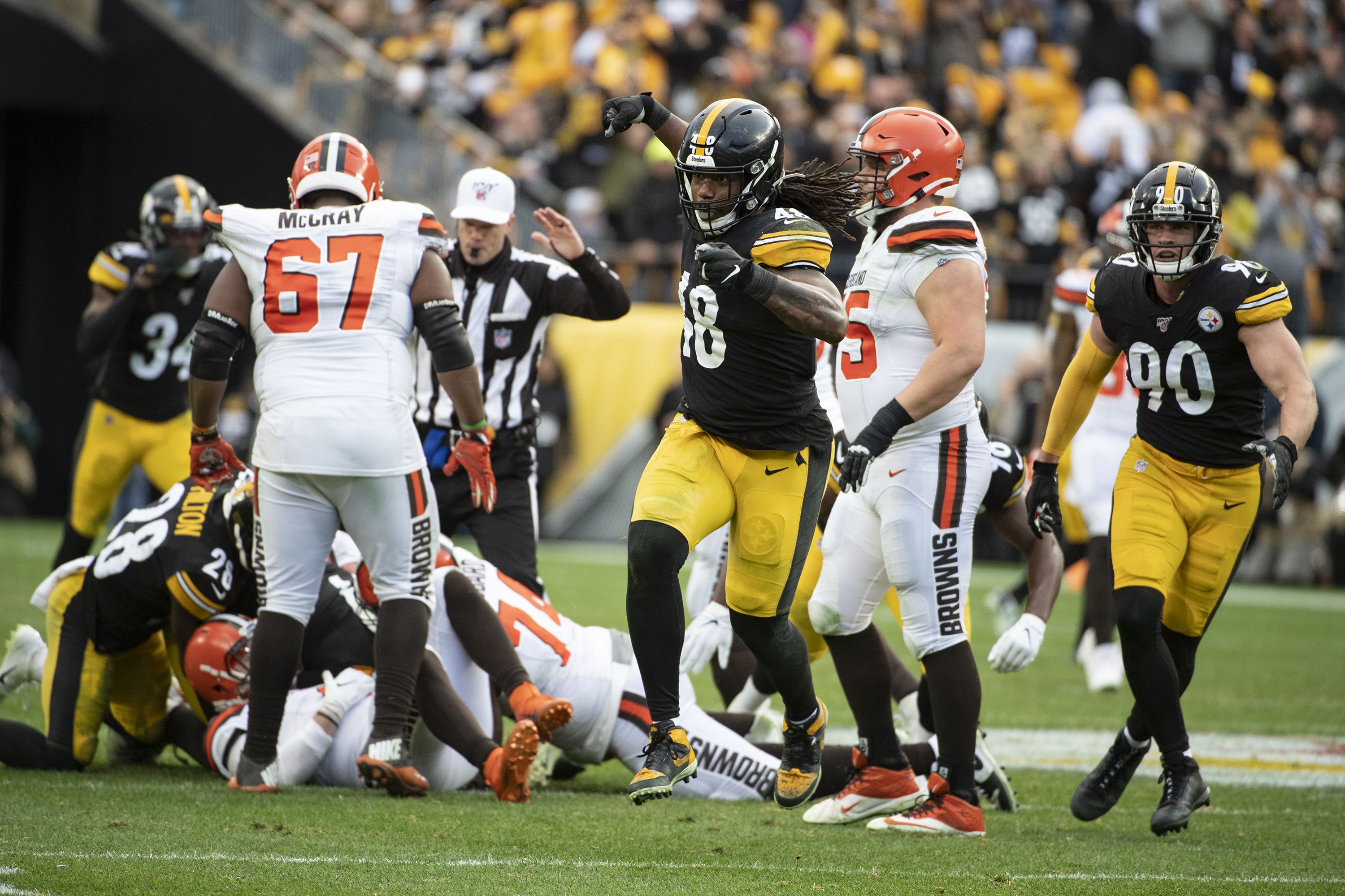 Alex Highsmith earns the Bud Dupree seal of Steelers approval