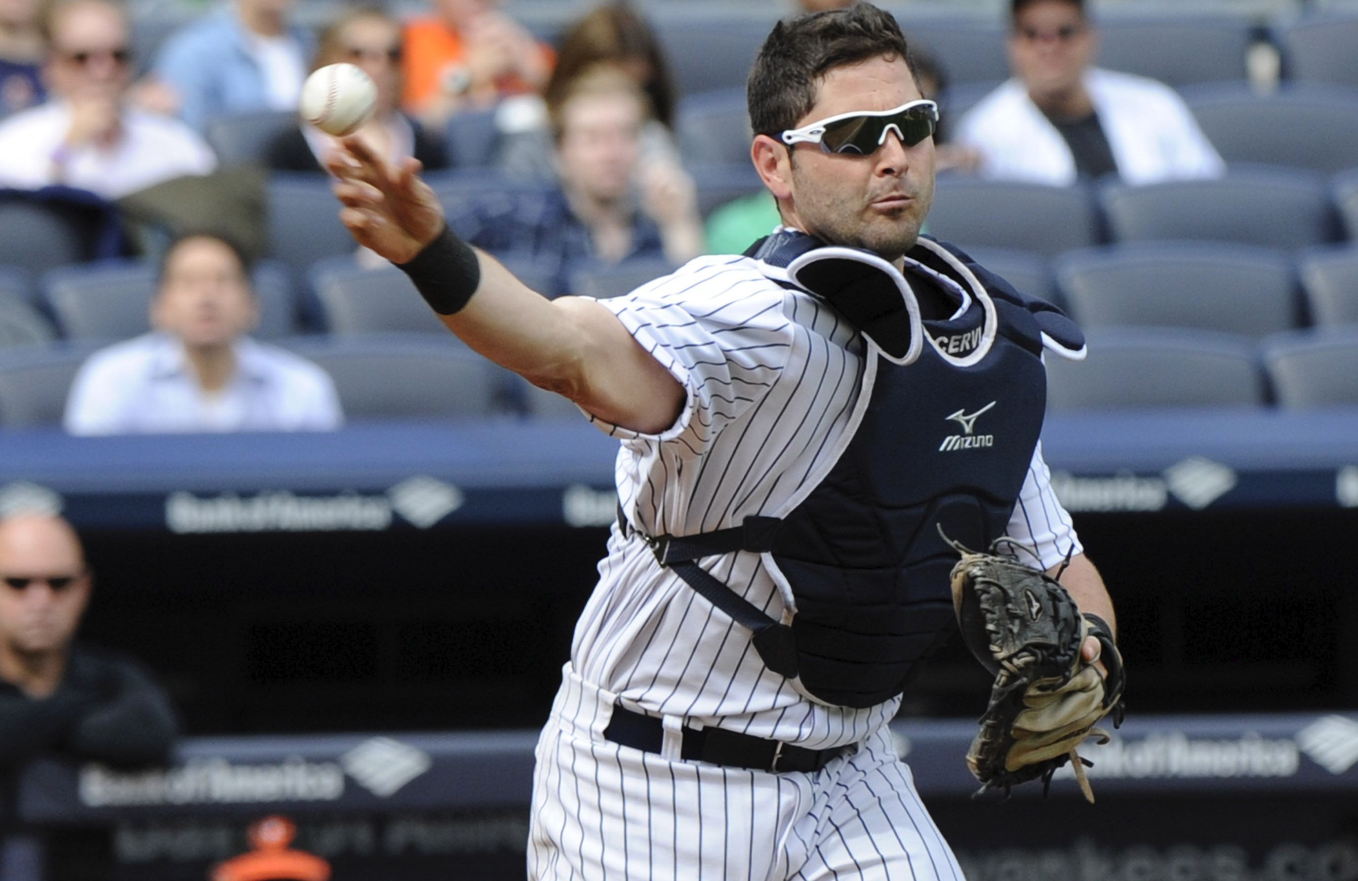 Pirates catcher Francisco Cervelli held out after getting hit in