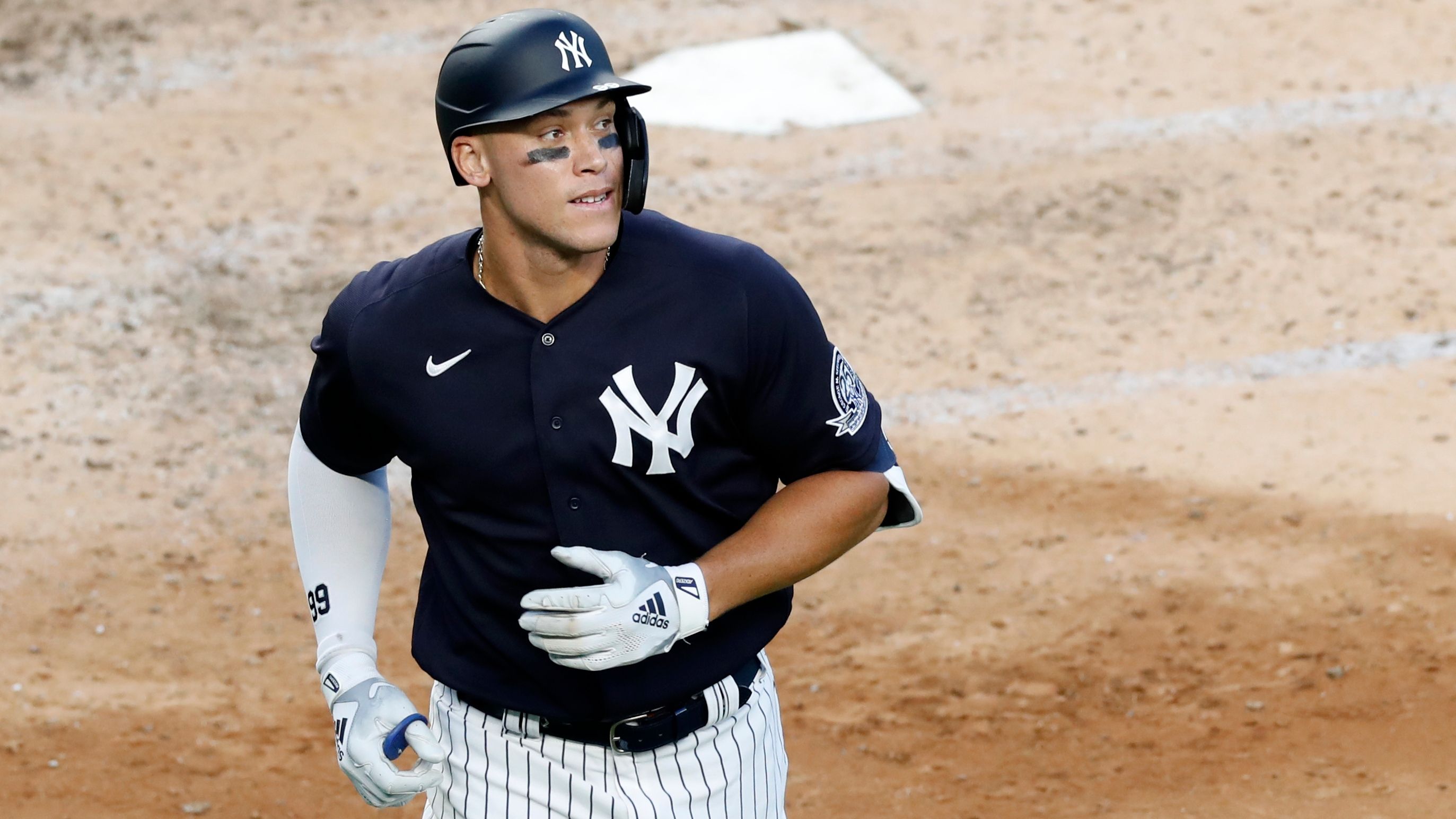 Aaron Judge joins fellow Yankees slugger Giancarlo Stanton on injured list