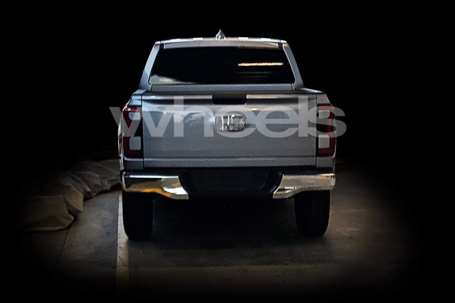 ford-ranger-rear-900x600.jpg