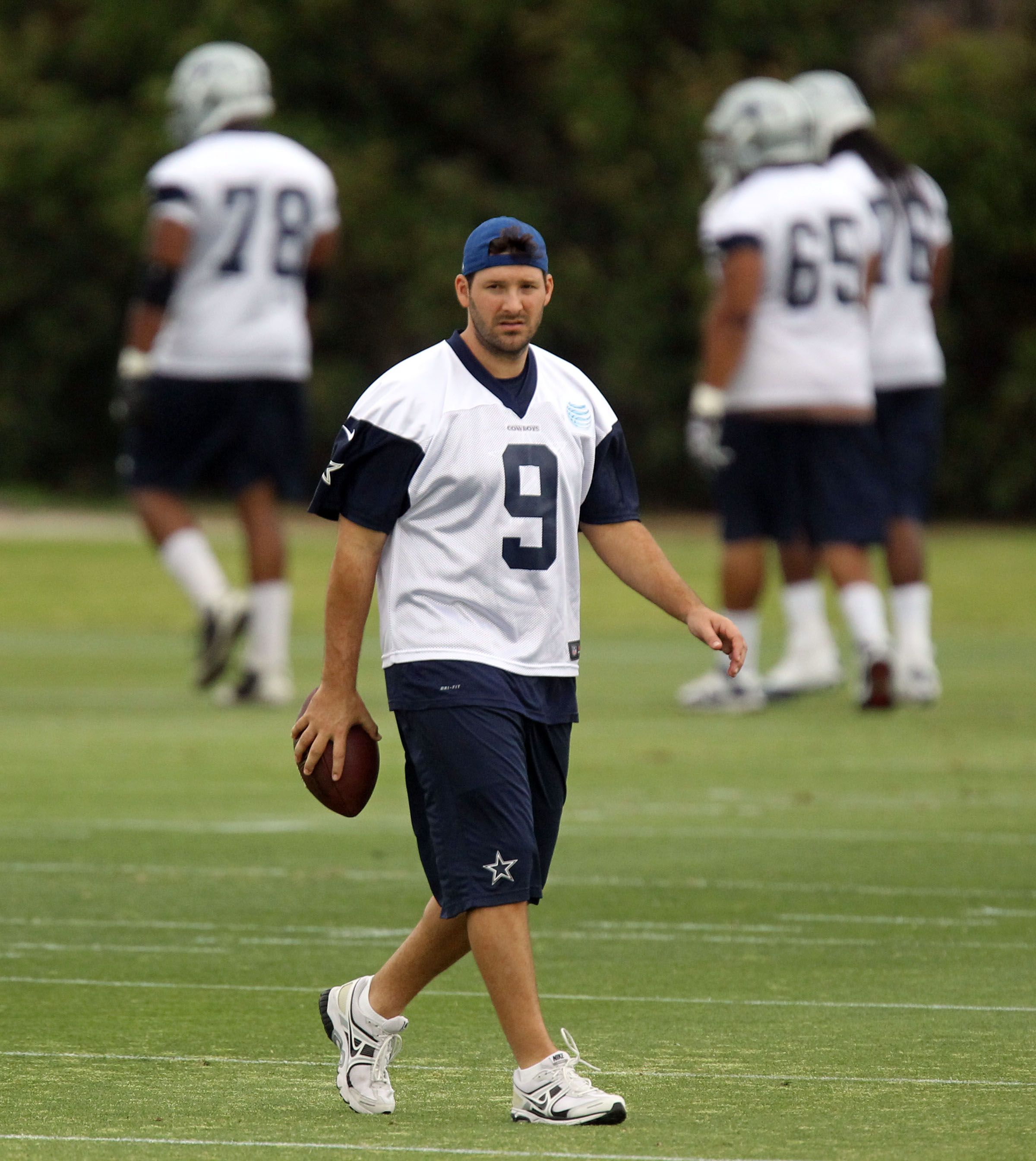 Is Tony Romo Fat? - 97.9 The Box