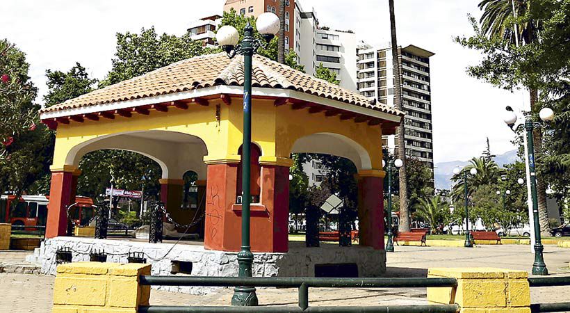 La pérgola de Plaza Ñuñoa fue restaurada durante diciembre de 2015.