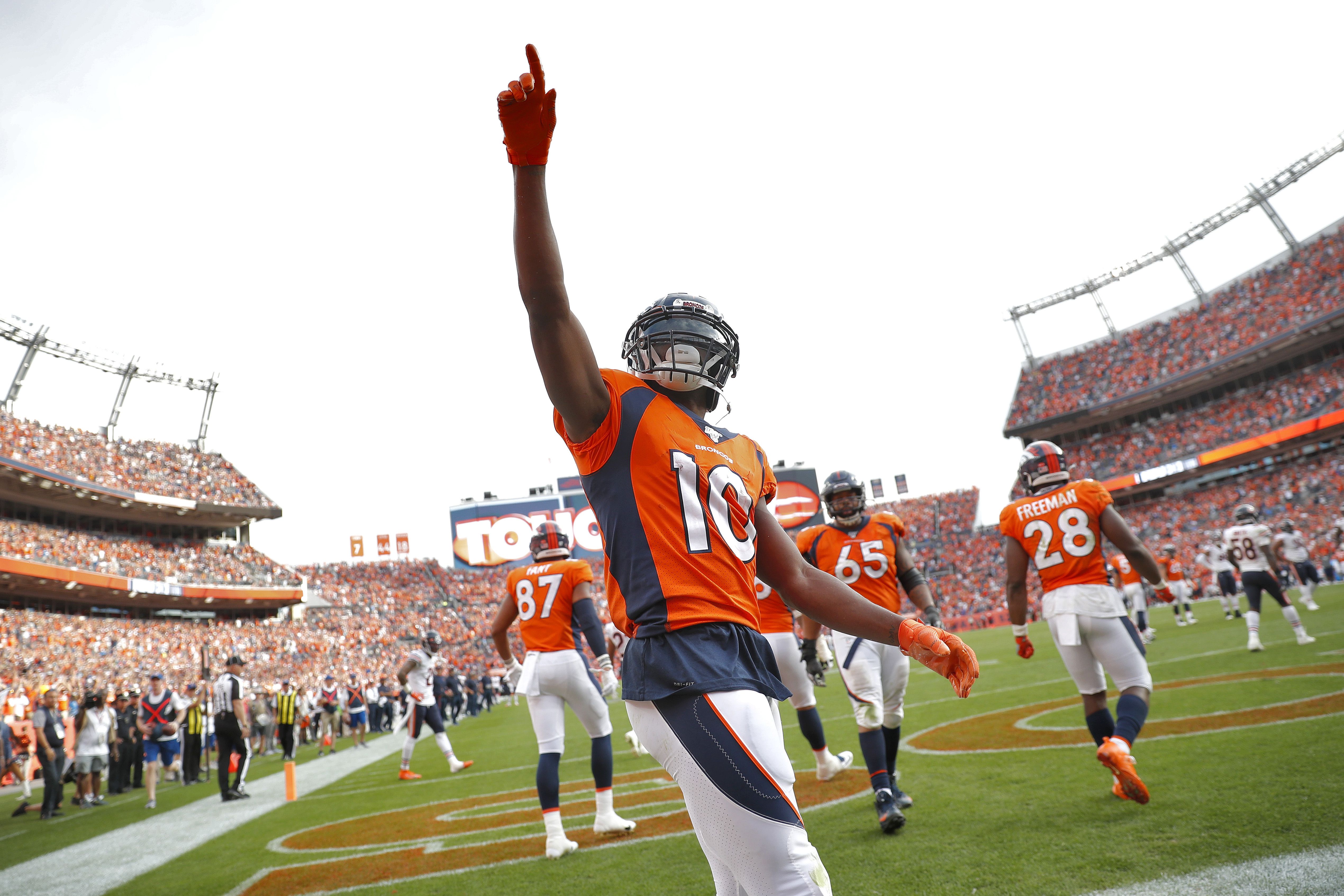 49ers Trade for WR Emmanuel Sanders