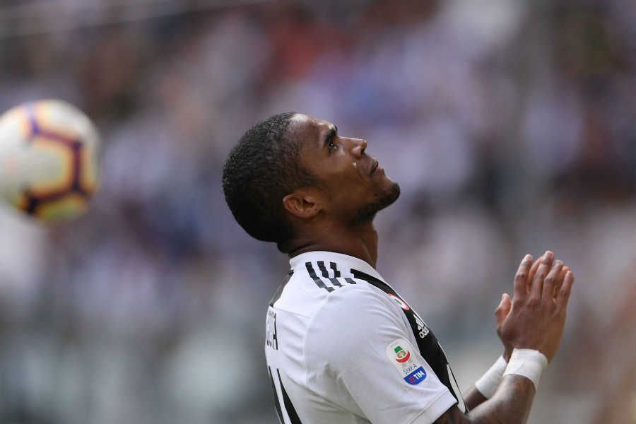 douglas costa