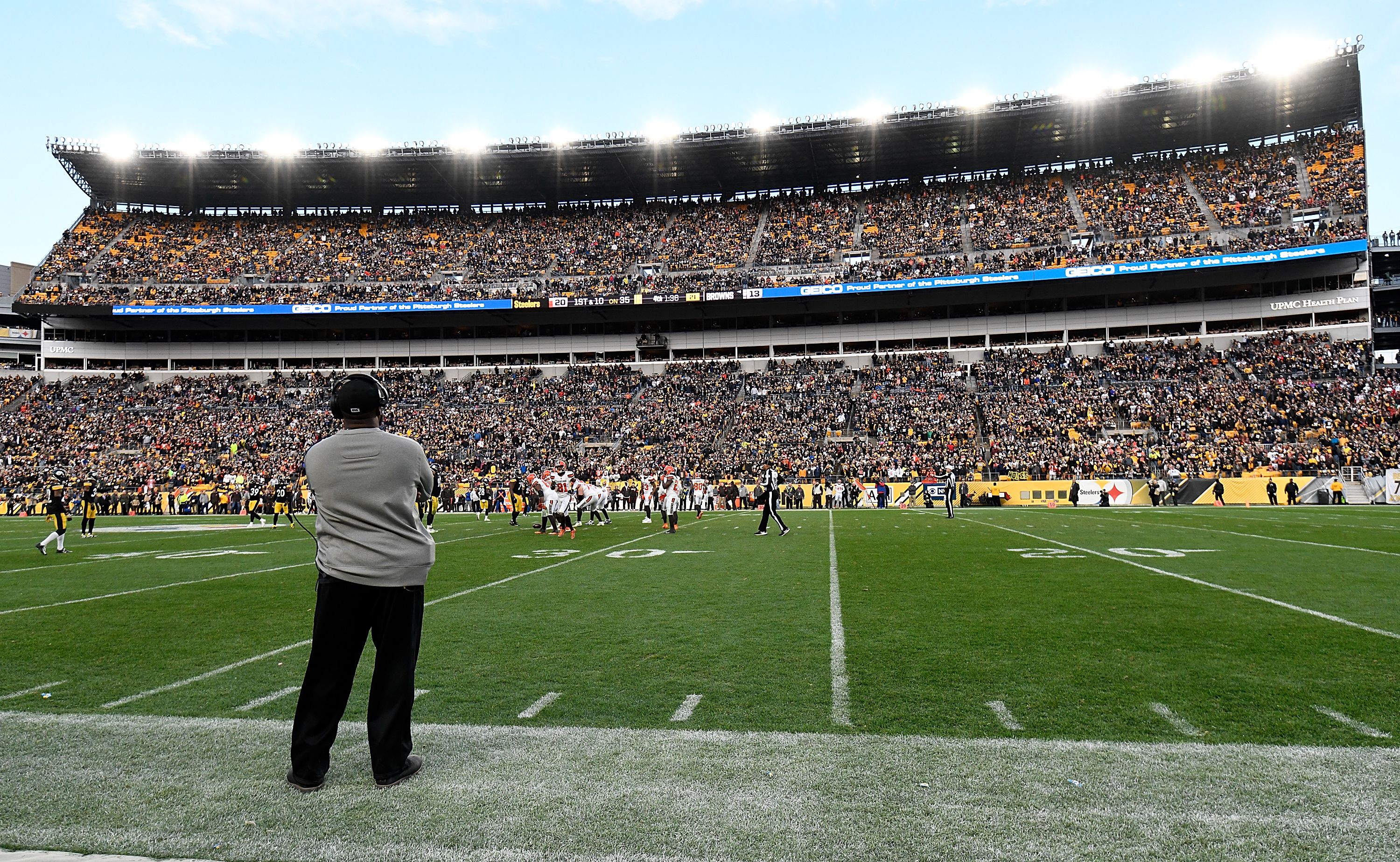 Steelers plan to hold training camp at Heinz Field