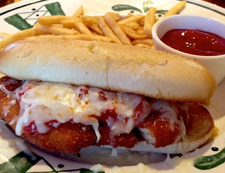 We Tried Olive Garden S Breadstick Sandwich And It S Meh