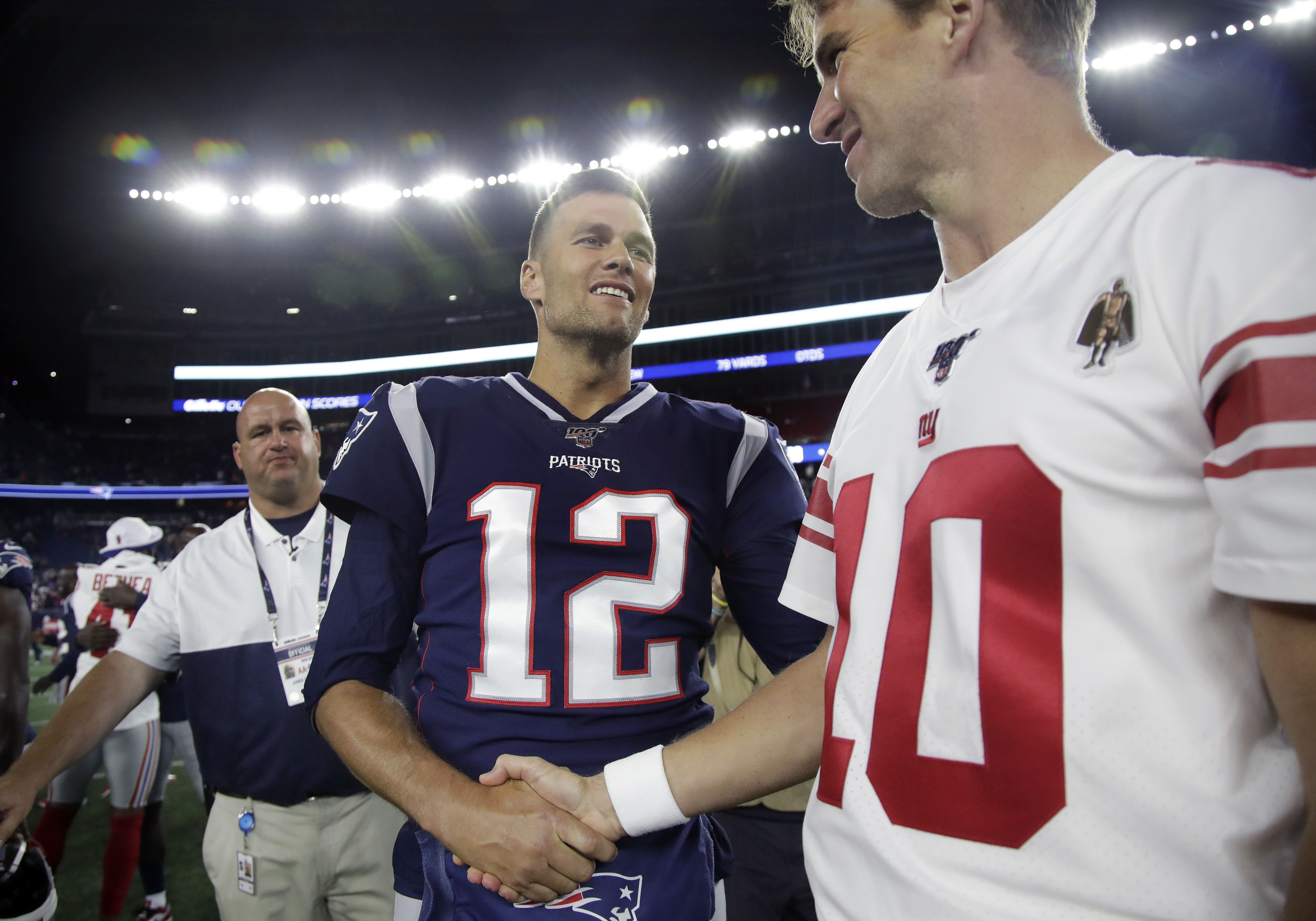 Giants' Eli Manning reacts to Buccaneers' Tom Brady, who would trade 2 Super  Bowl rings for perfect season with Patriots 
