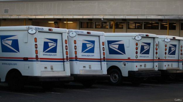 141220161635_us_postal_service_trucks_624x351_getty_nocredit.jpg