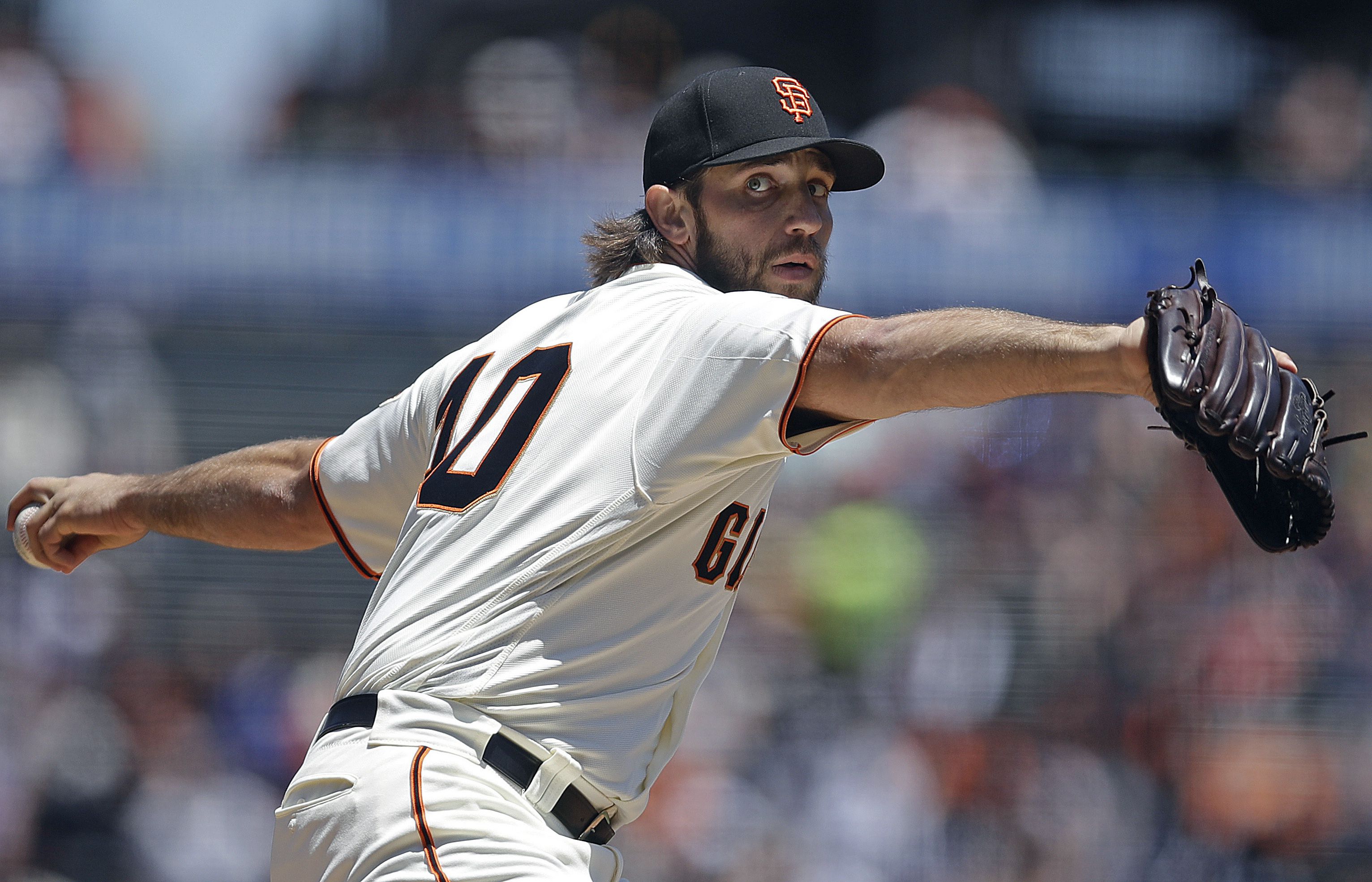 Madison Bumgarner has a very Madison Bumgarner reaction to not