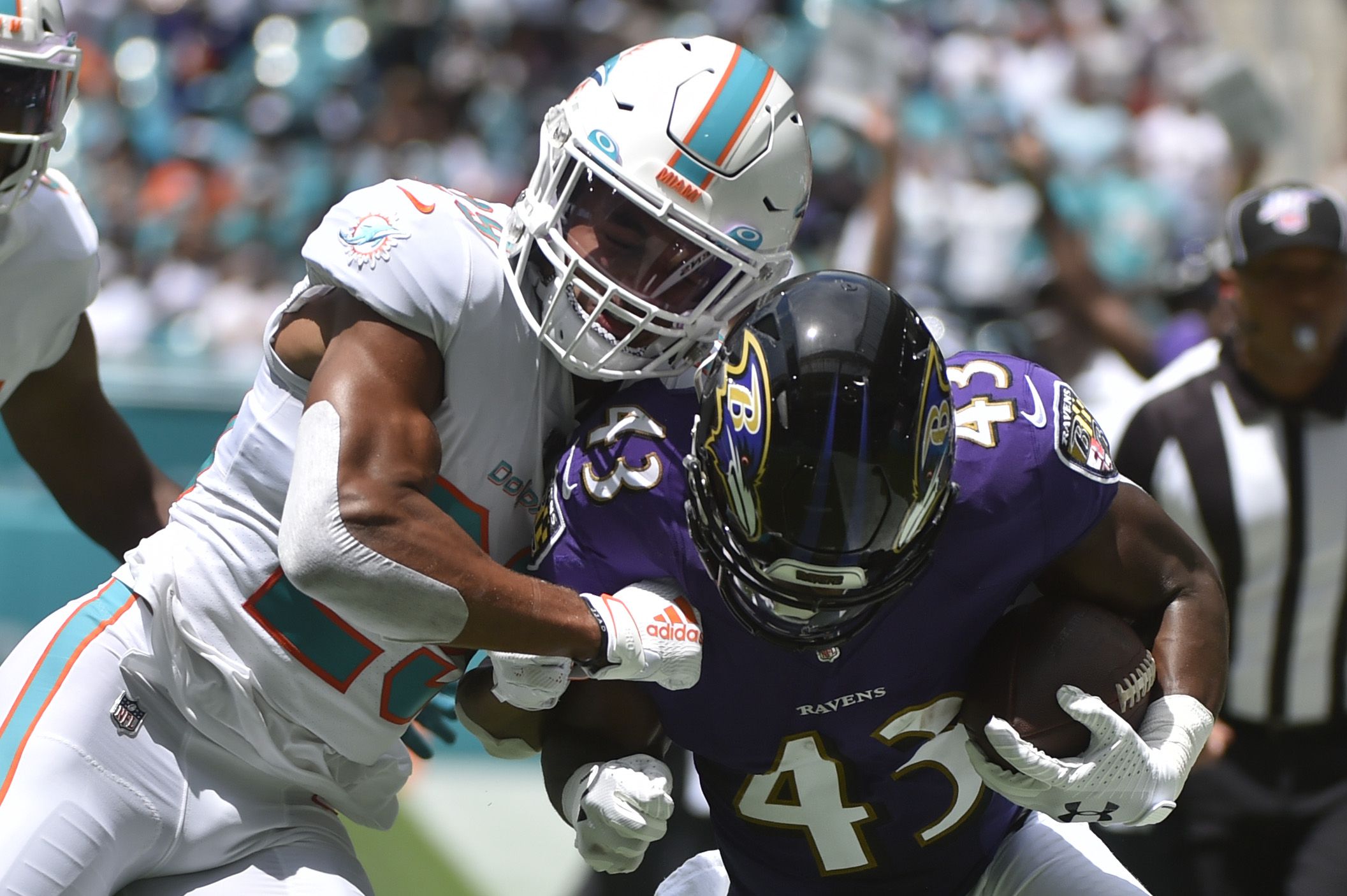 Dolphins give unhappy Minkah Fitzpatrick permission to seek trade