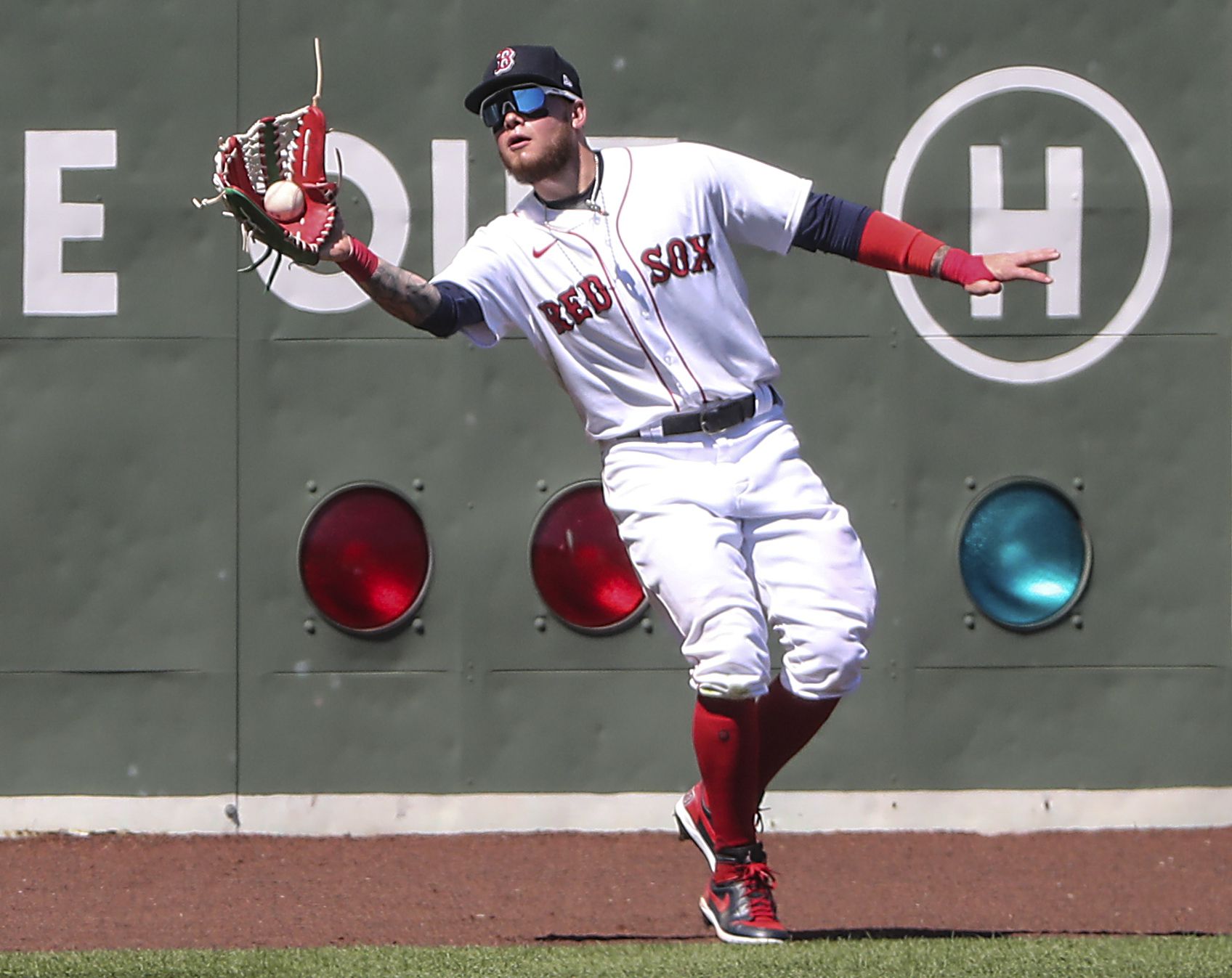 Red Sox roster analysis: Outfield a major area of need this winter