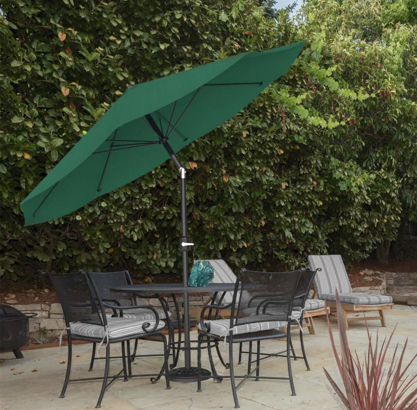 Beat The Summer Sun And Heat Here Are The Best Patio Umbrellas For Your Money Silive Com