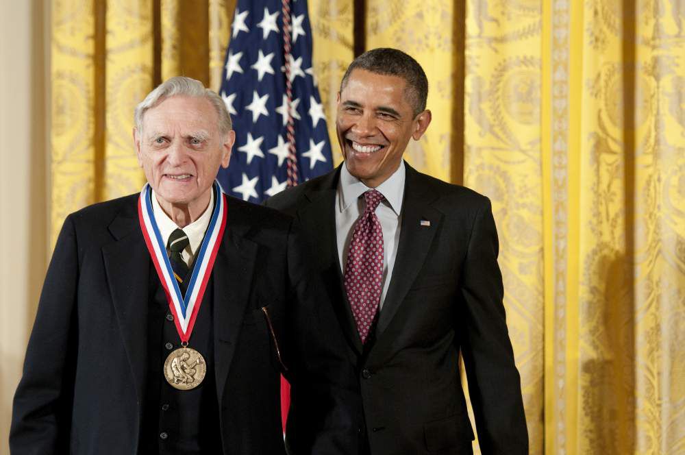 goodenough_nationalmedal_obama_whitehousecredit-e1571350063156.jpg