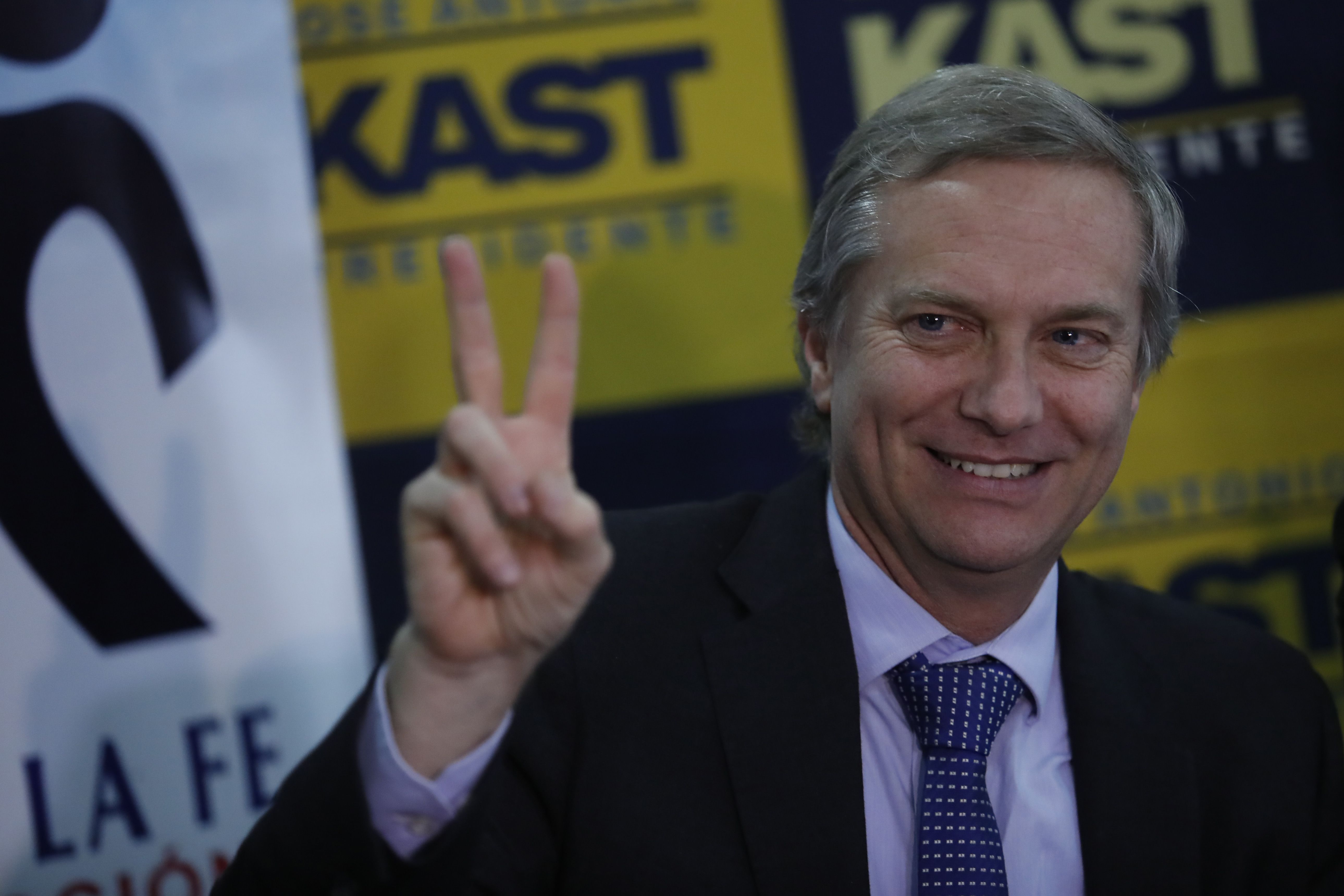 Partido politico Unidos por la Fe proclama a José Antonio Kast como su carta presidencial