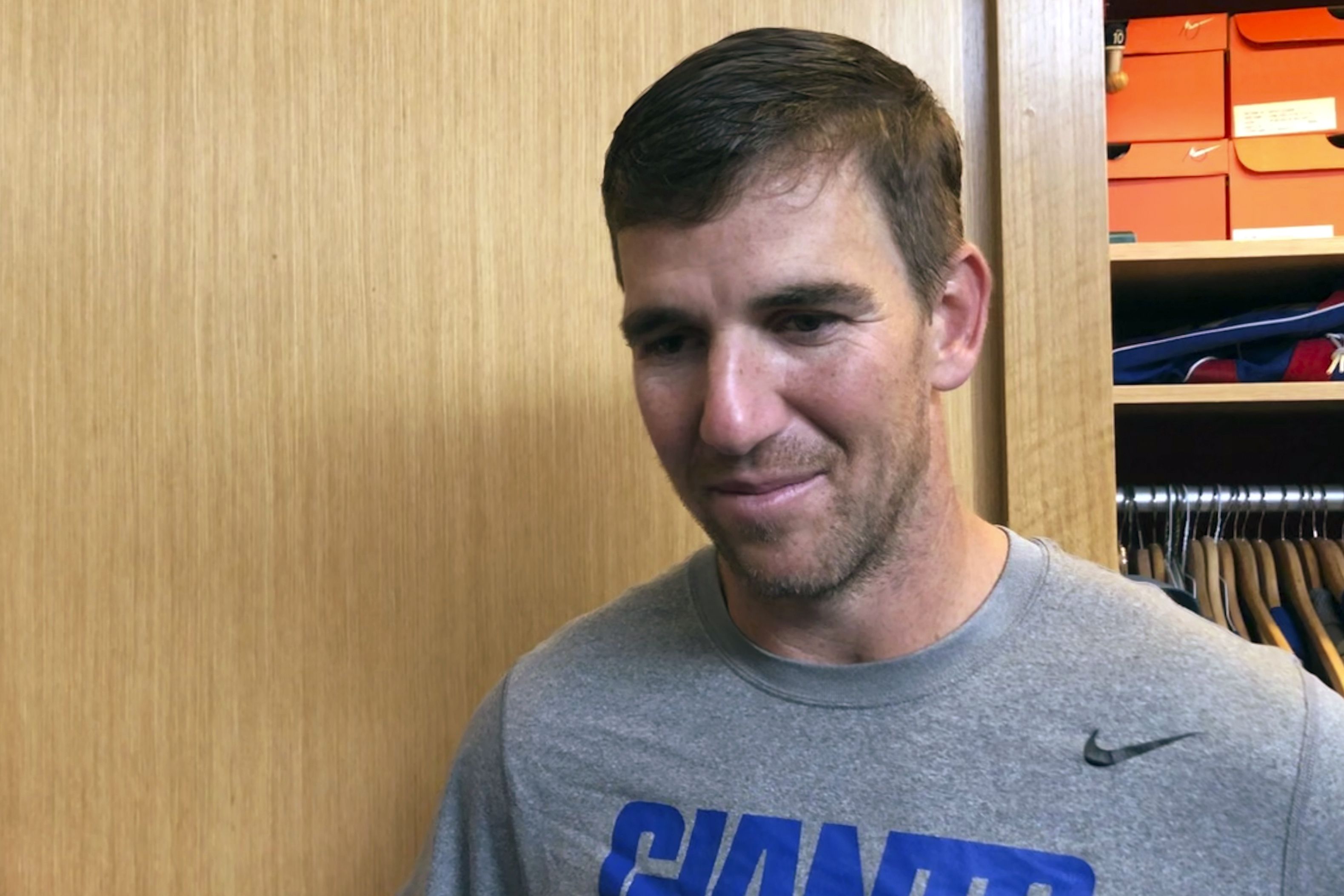 Giants' General Manager Is Noncommittal on Eli Manning's Future