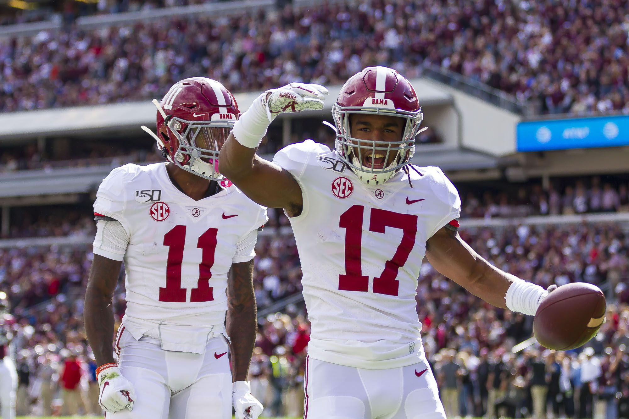 Jaylen Waddle did the Waddle Celebration! 