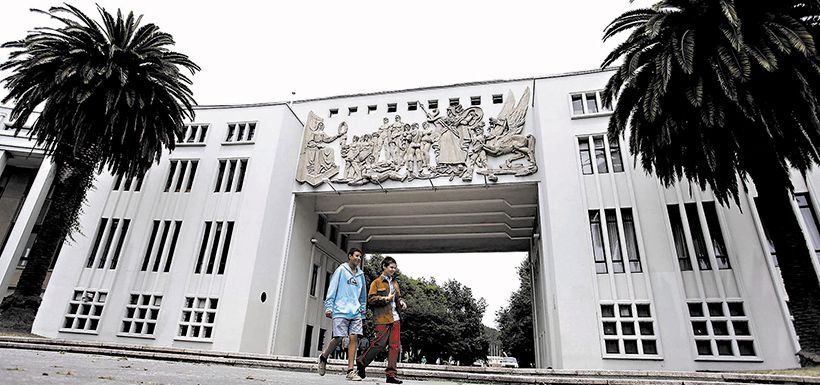 Fachada de la Universidad de Concepción