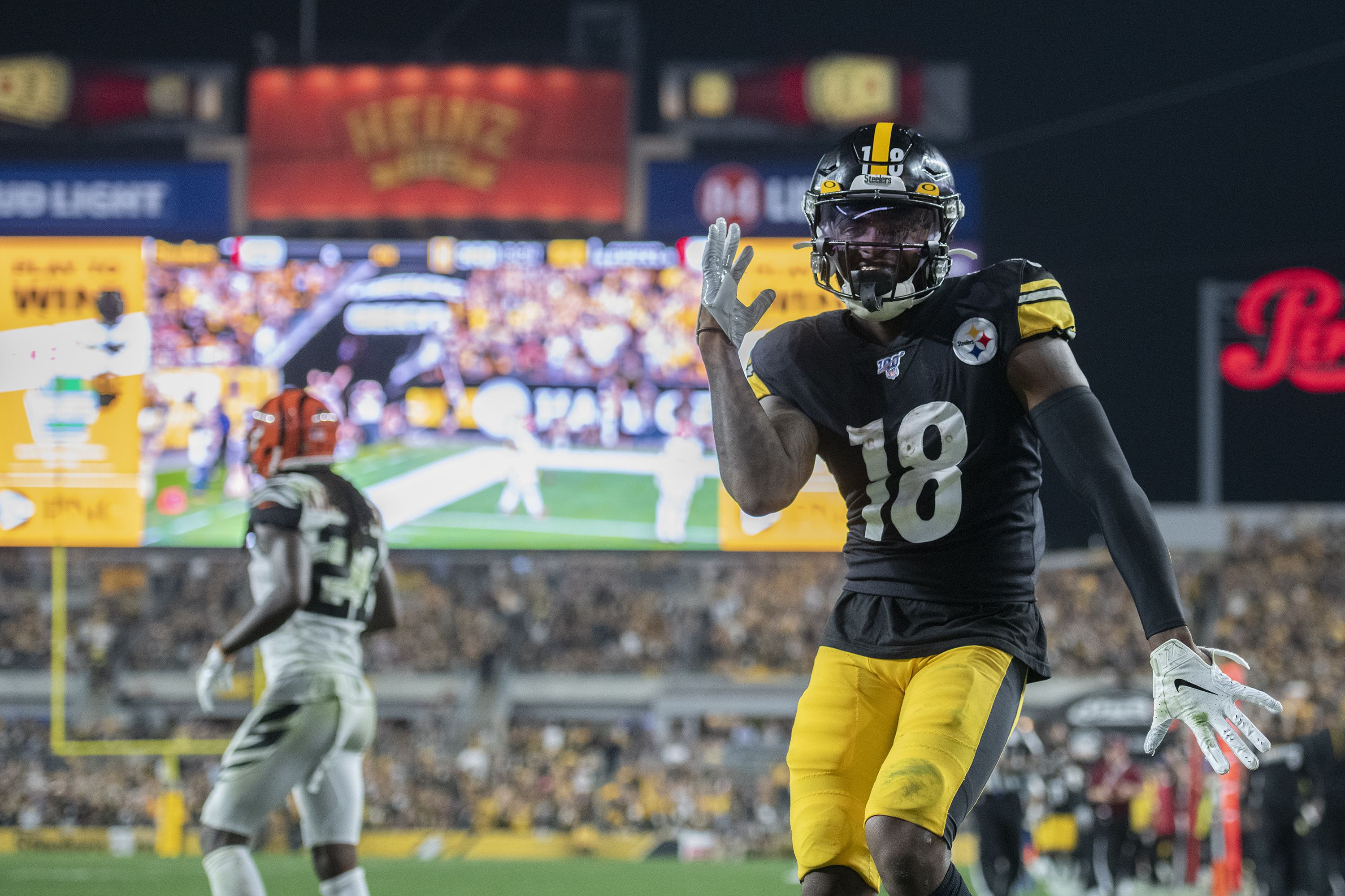 Steelers yet to make a decision on Diontae Johnson's designation