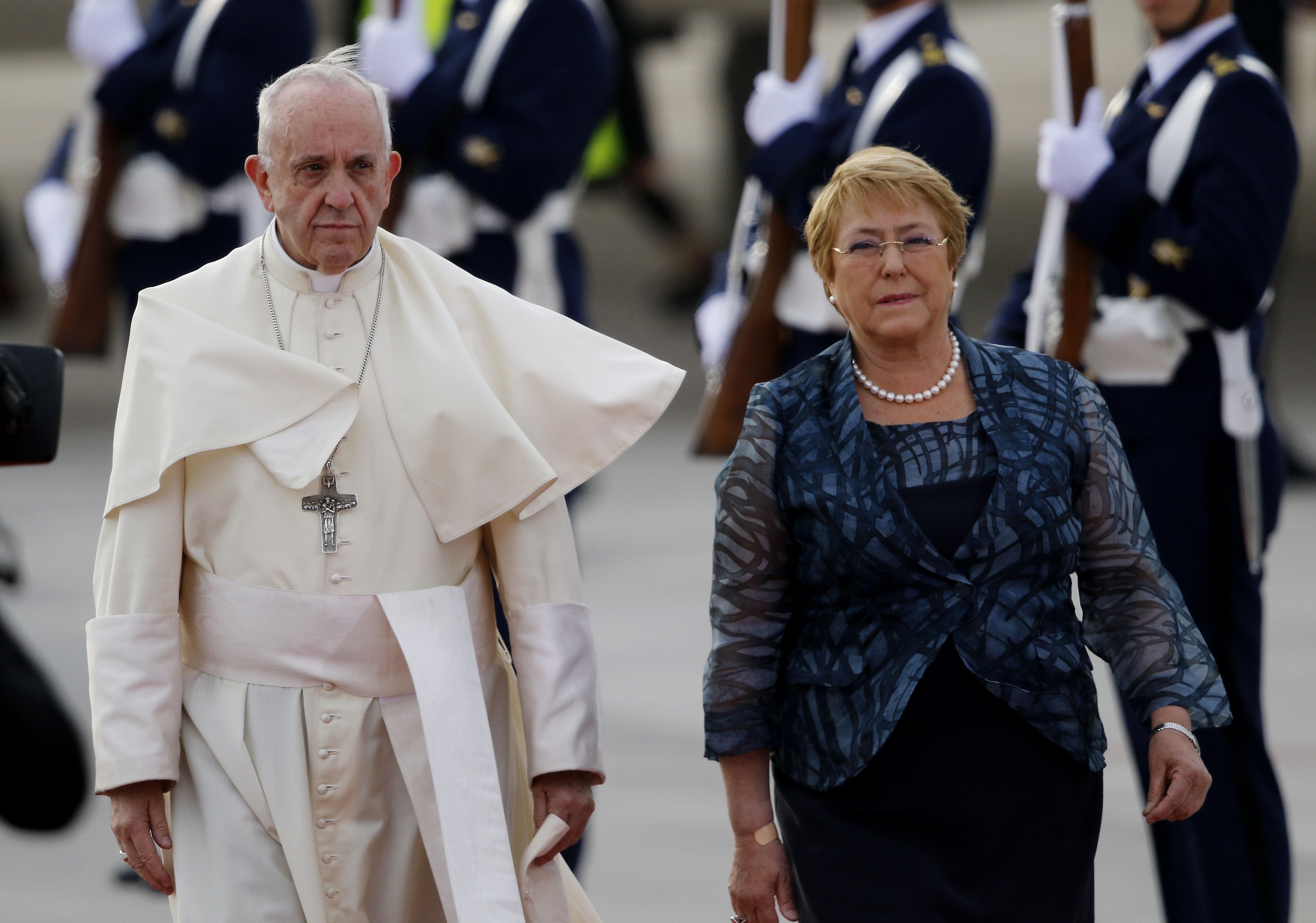 Papa Francisco llega a Chile