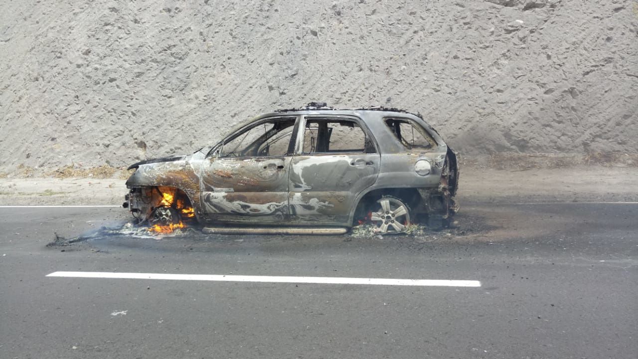 Un muerto y dos policías heridos en enfrentamientos entre civiles y uniformados en el Valle del Chota