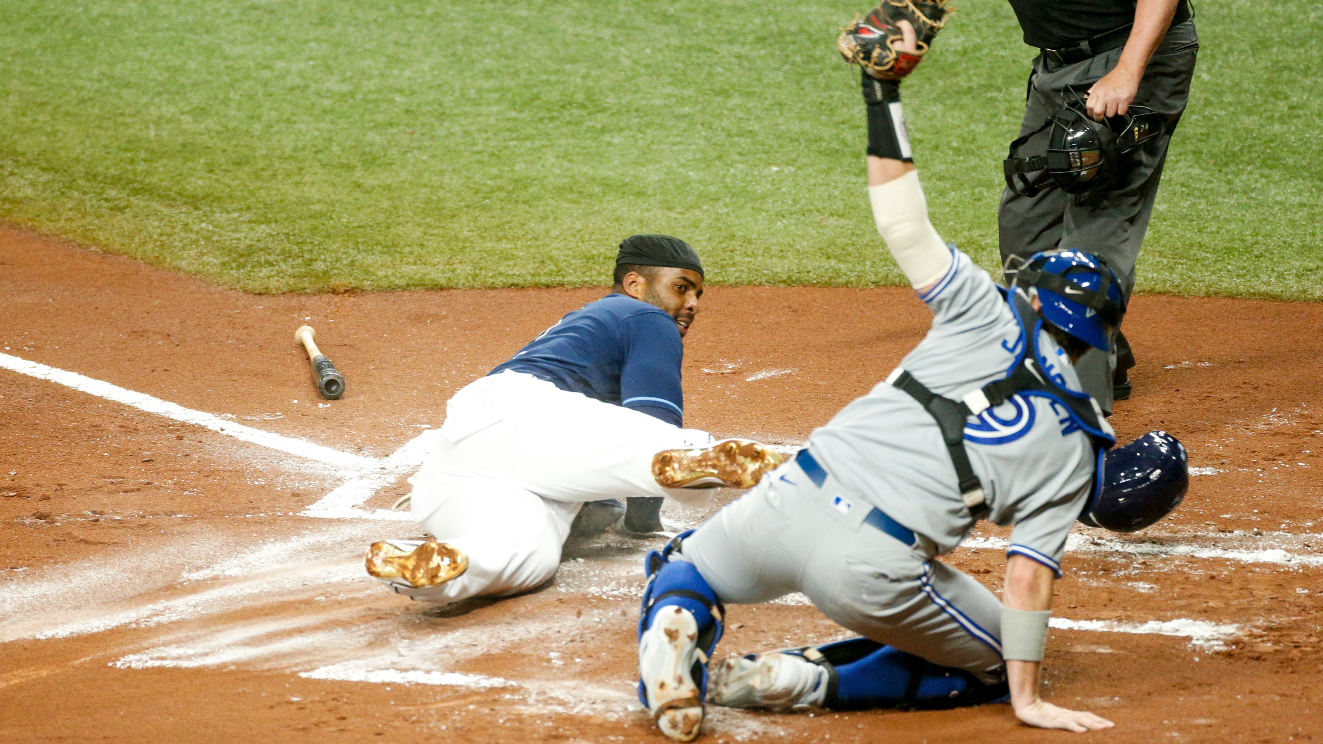 NOT YET: Blue Jays fall in extras to Rays, postponing playoff