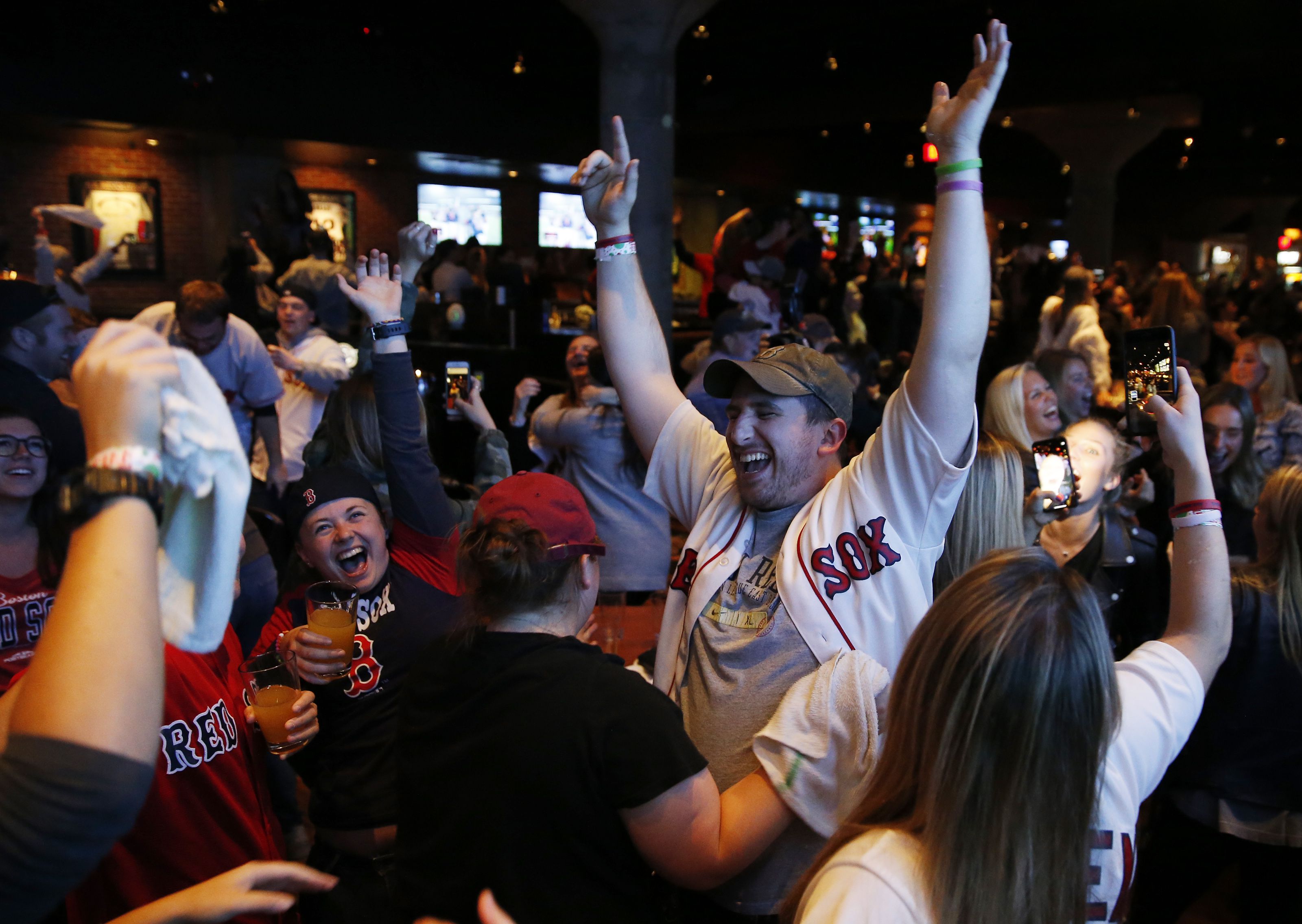 The Boston Red Sox Left a $195,000 Tip After Decadent World Series Party -  Maxim